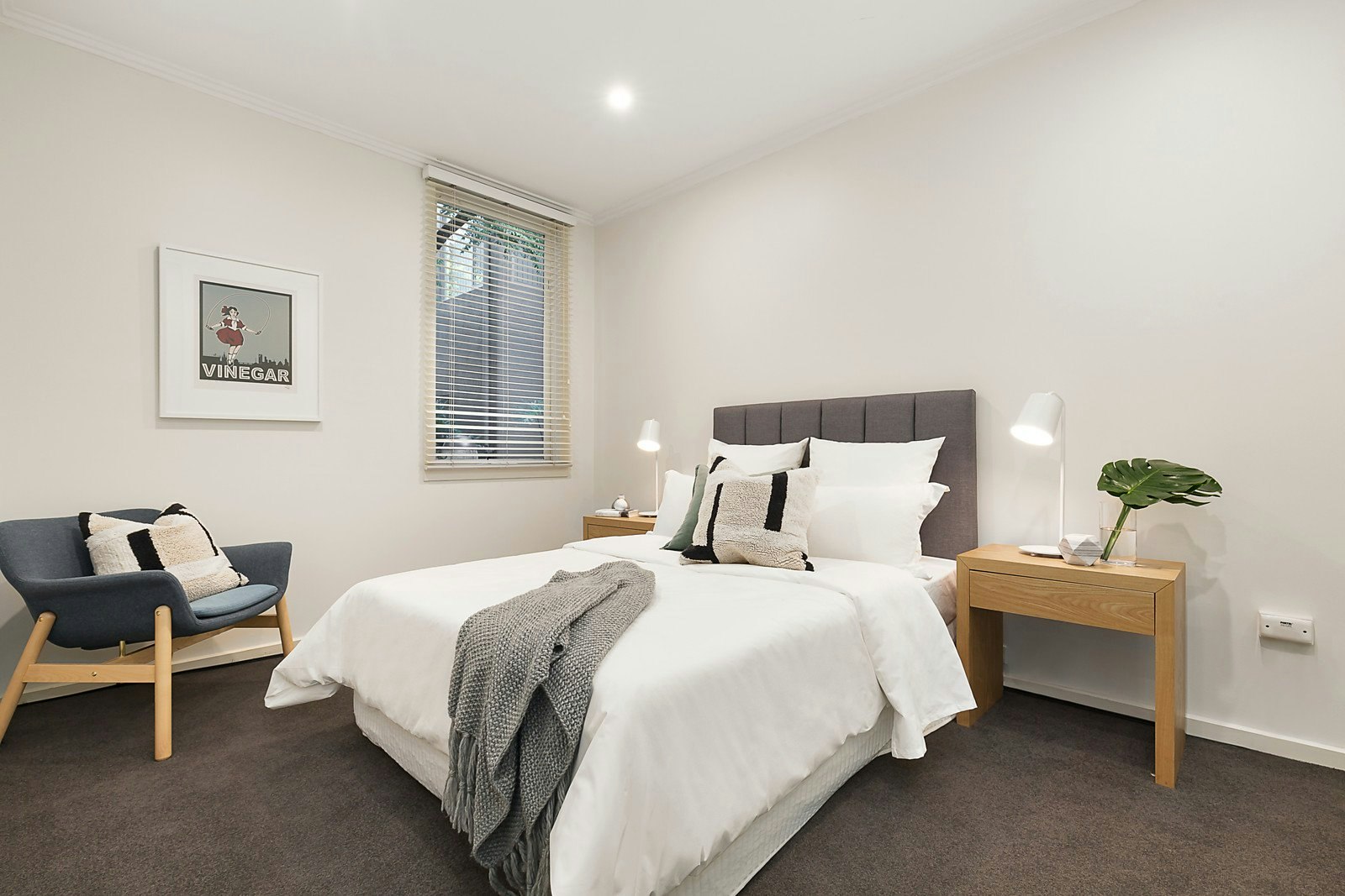 24/15 Beach Street, Port Melbourne, VIC