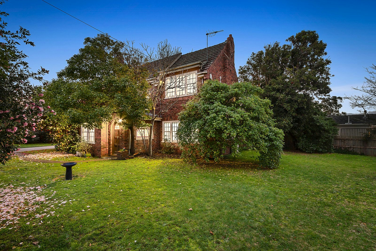 18 Stewart Street, Brighton, VIC