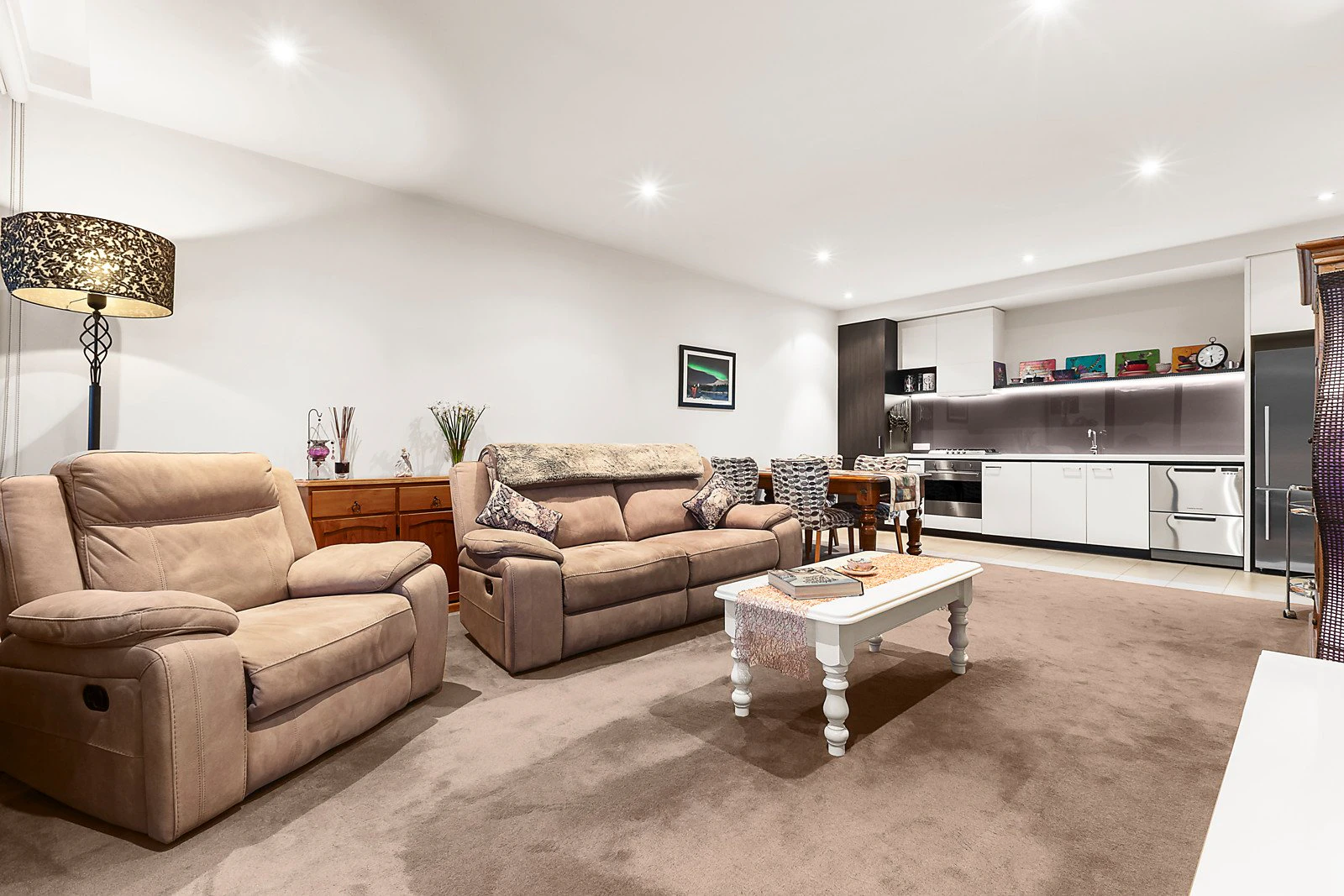 Penthouse/18 Warleigh Grove, Brighton, VIC