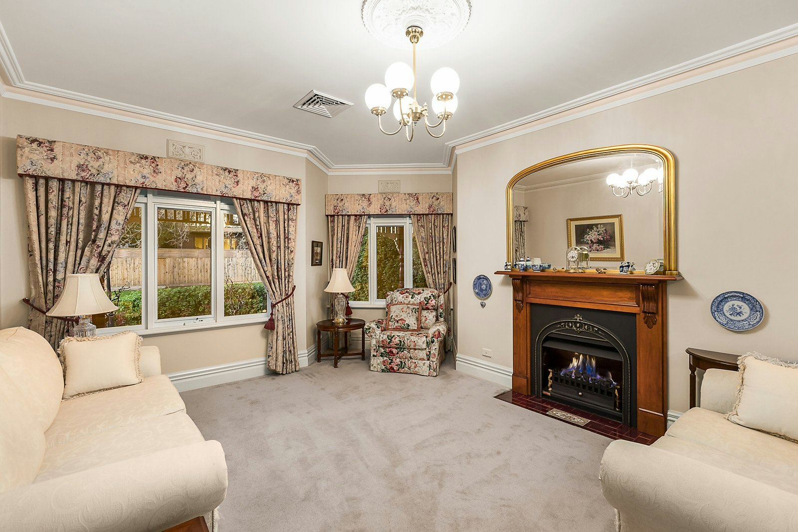 12 Francis Crescent, Glen Iris, VIC