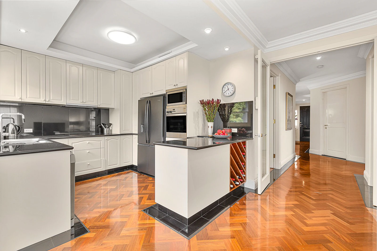 2C Denham Place, Toorak, VIC