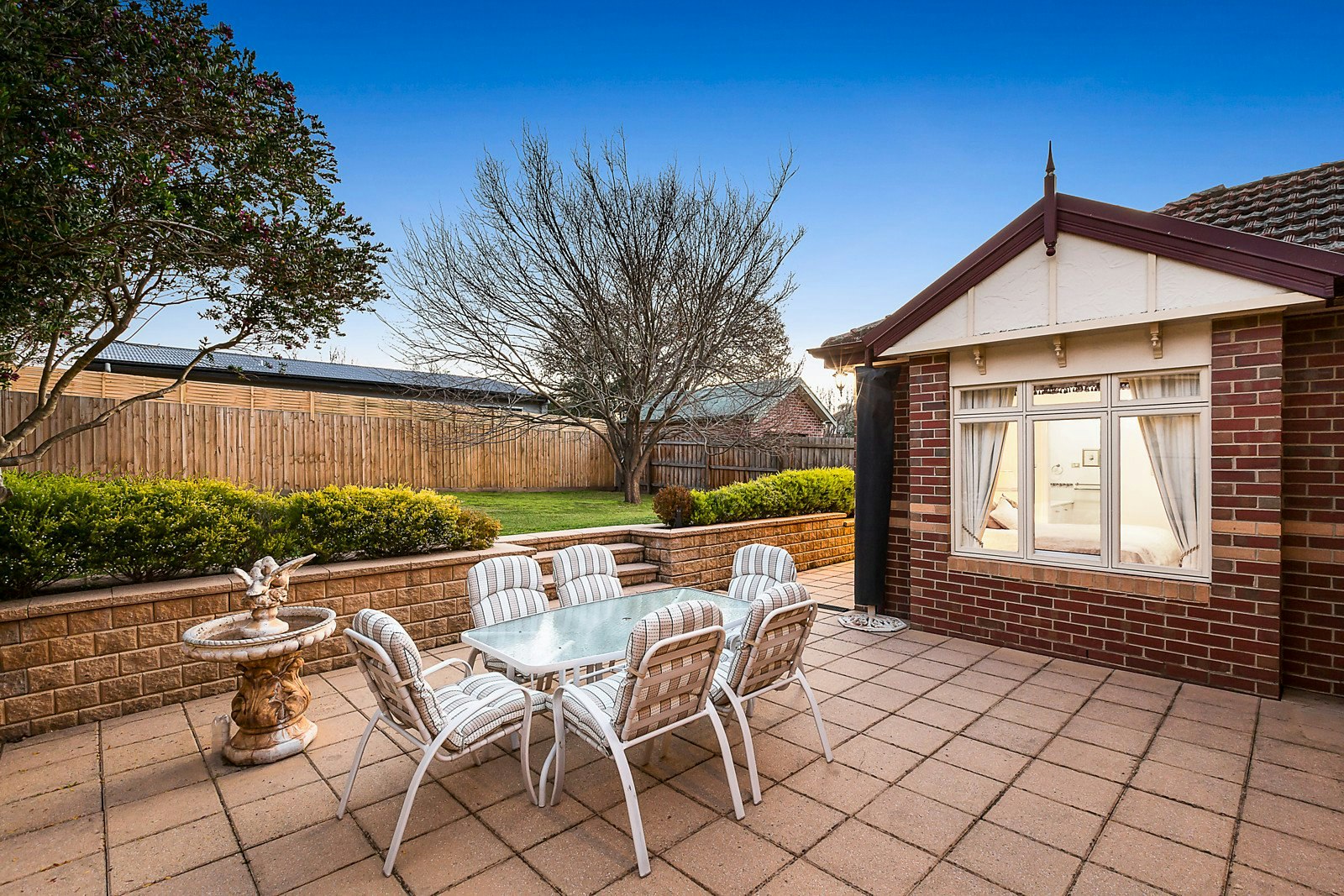 12 Francis Crescent, Glen Iris, VIC