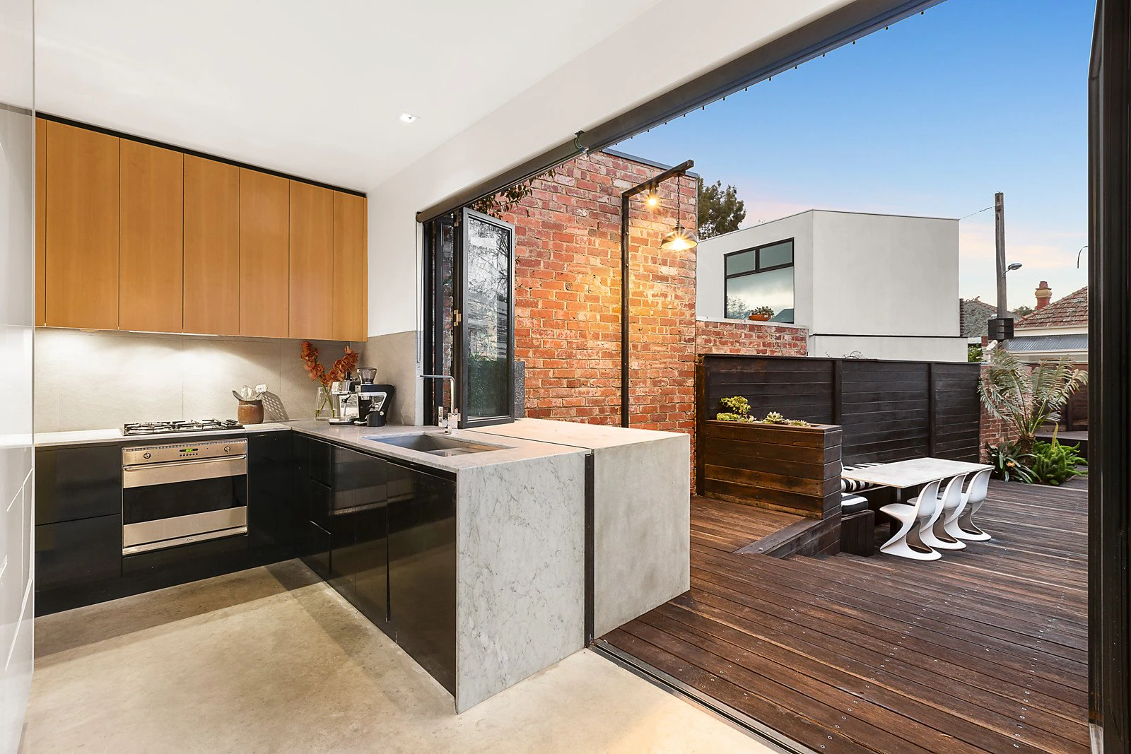 6 Longmore Street, St Kilda West, VIC