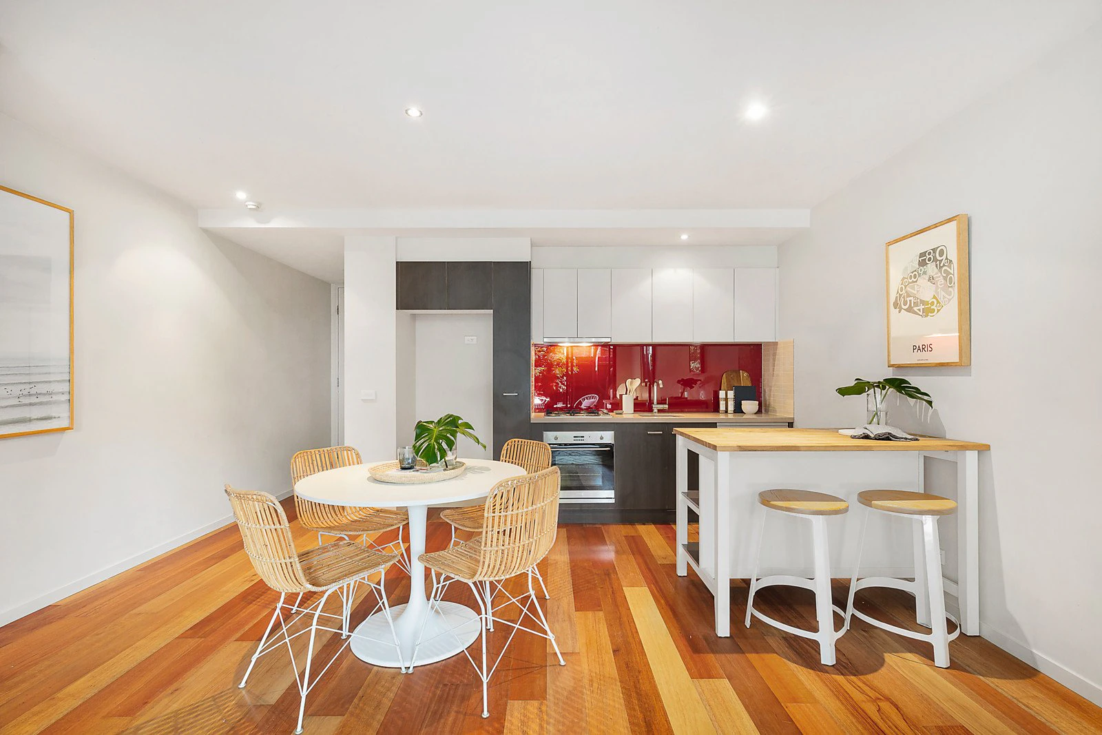 2/10 Scott Street, Elwood, VIC