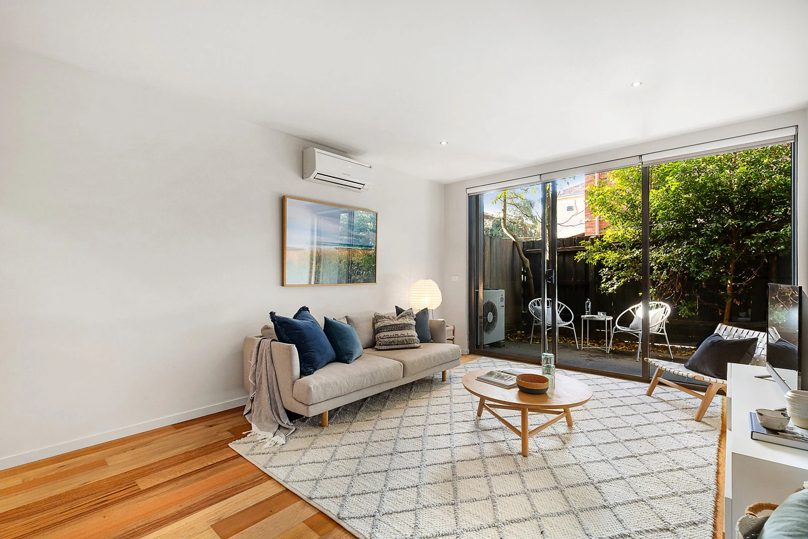 2/10 Scott Street, Elwood, VIC