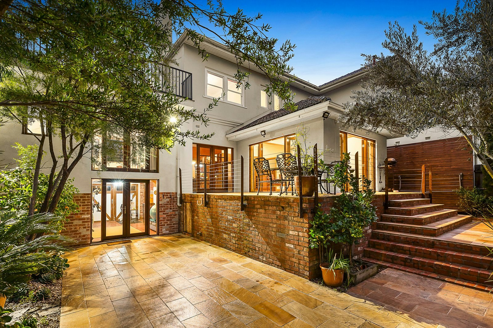 21a Lansell Crescent, Camberwell, VIC