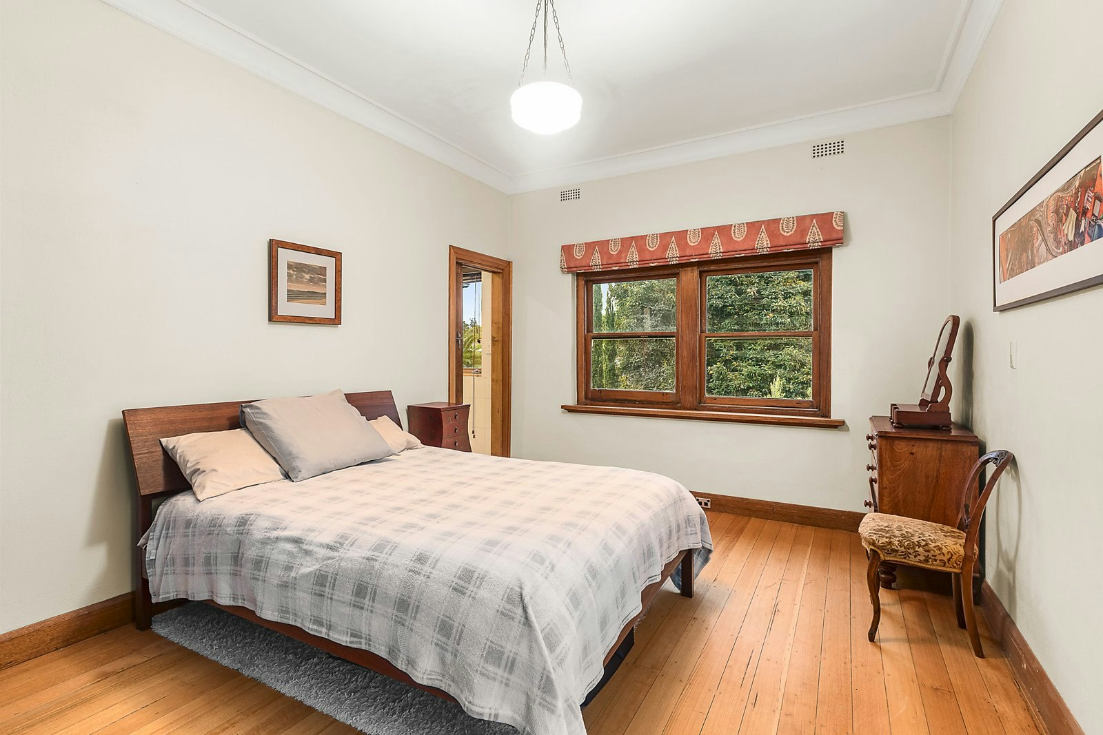 21a Lansell Crescent, Camberwell, VIC