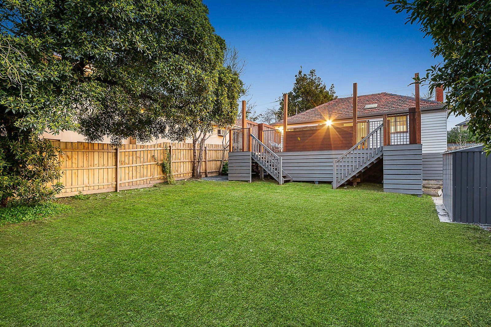 71 Ivanhoe Grove, Malvern East, VIC
