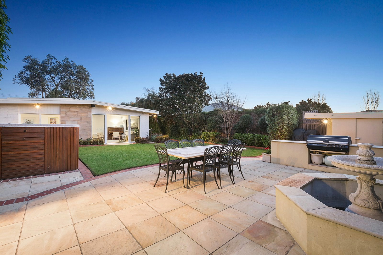 15 Mills Street, Hampton, VIC