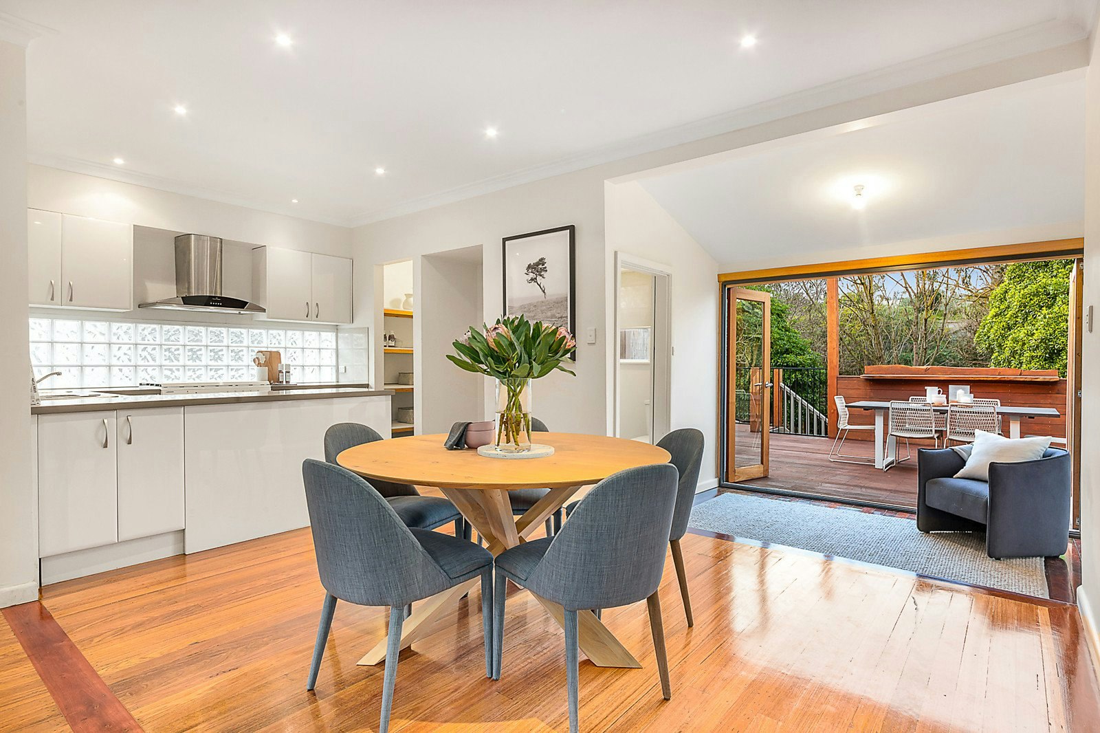 71 Ivanhoe Grove, Malvern East, VIC