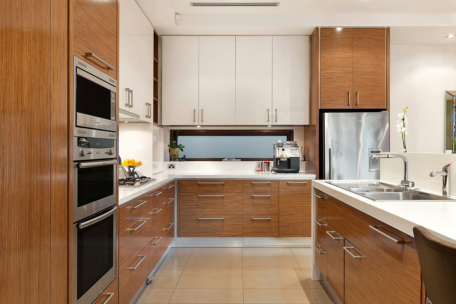 11 Dixon Street, Malvern, VIC