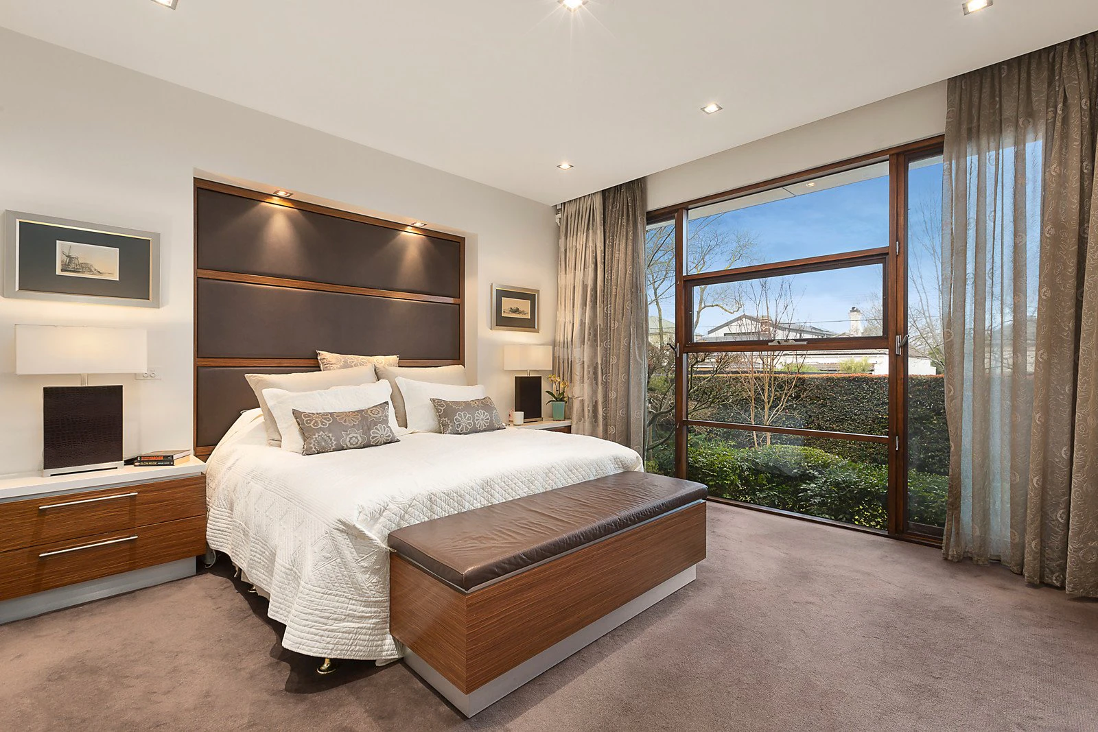 11 Dixon Street, Malvern, VIC