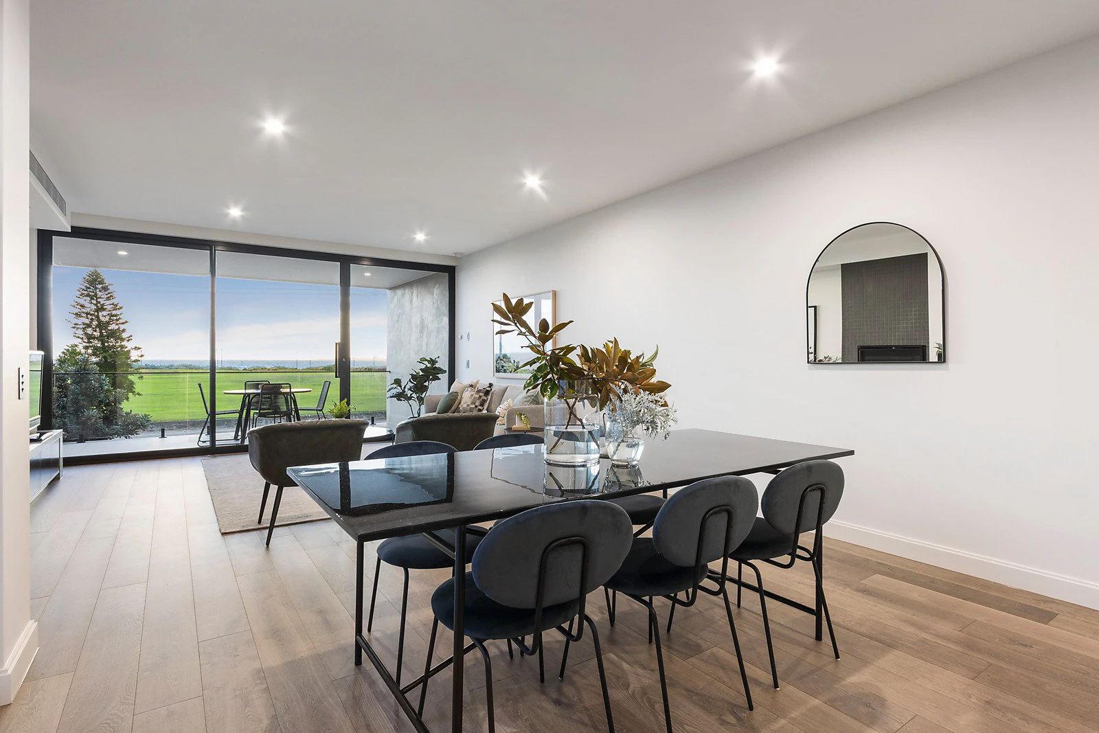72 Marine Parade, Elwood, VIC
