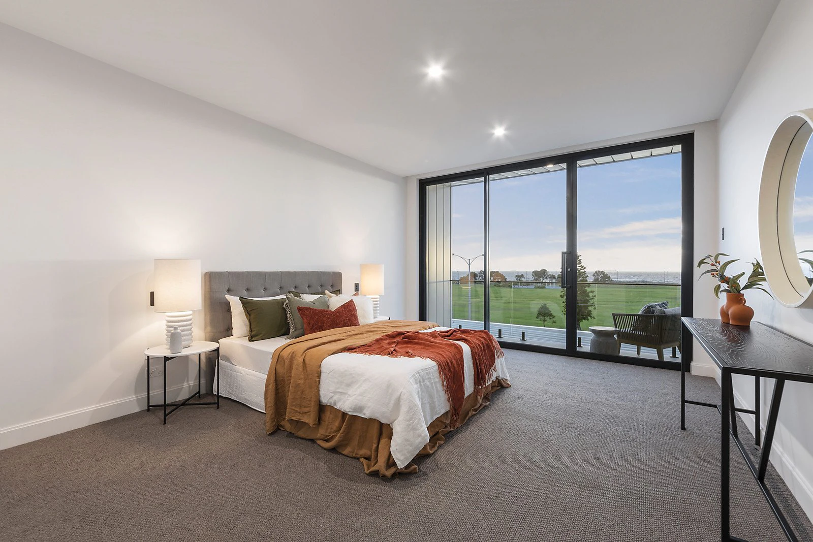72 Marine Parade, Elwood, VIC
