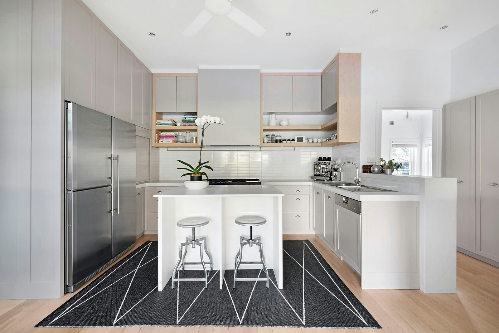 16 Somers Avenue, Malvern, VIC