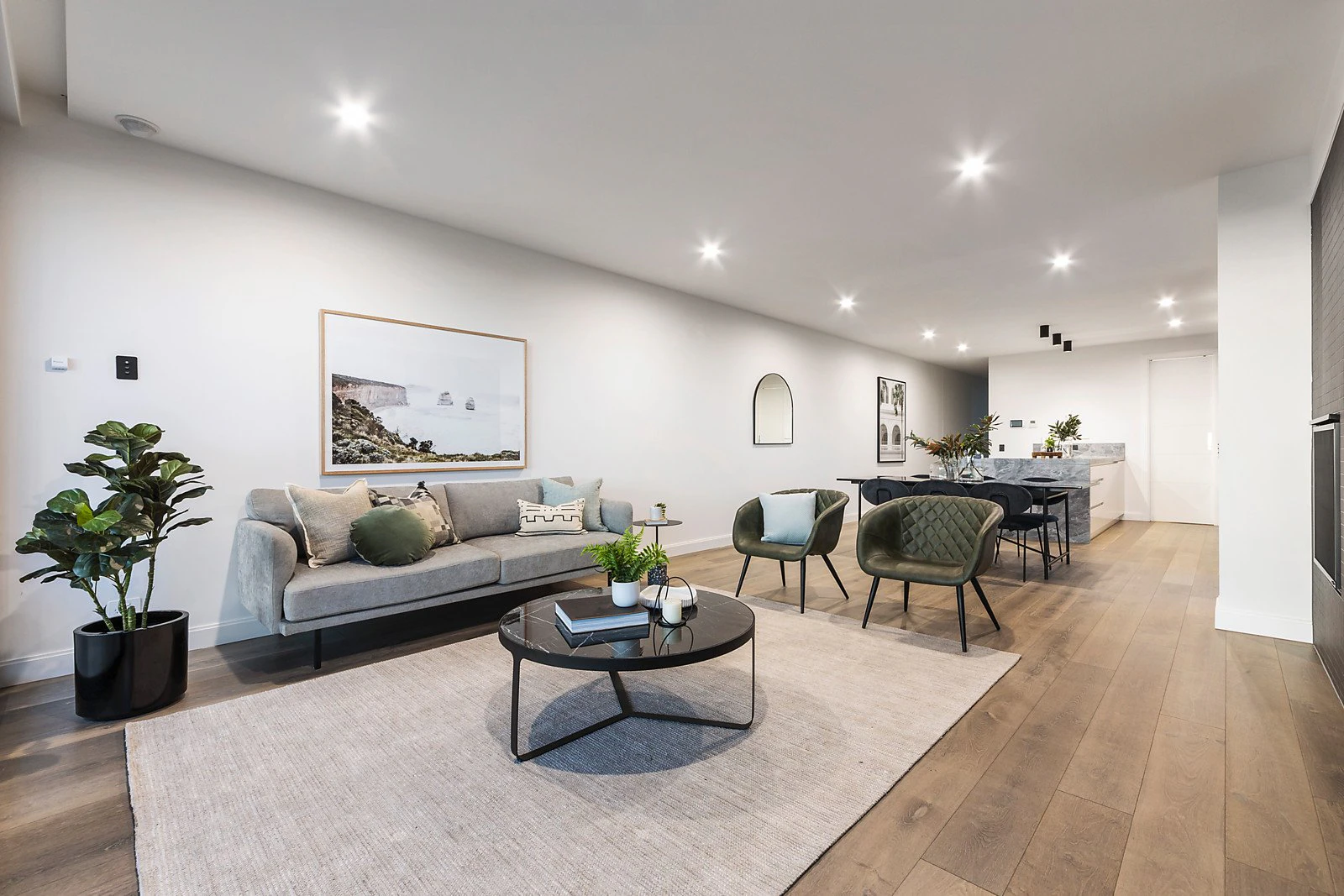 72 Marine Parade, Elwood, VIC