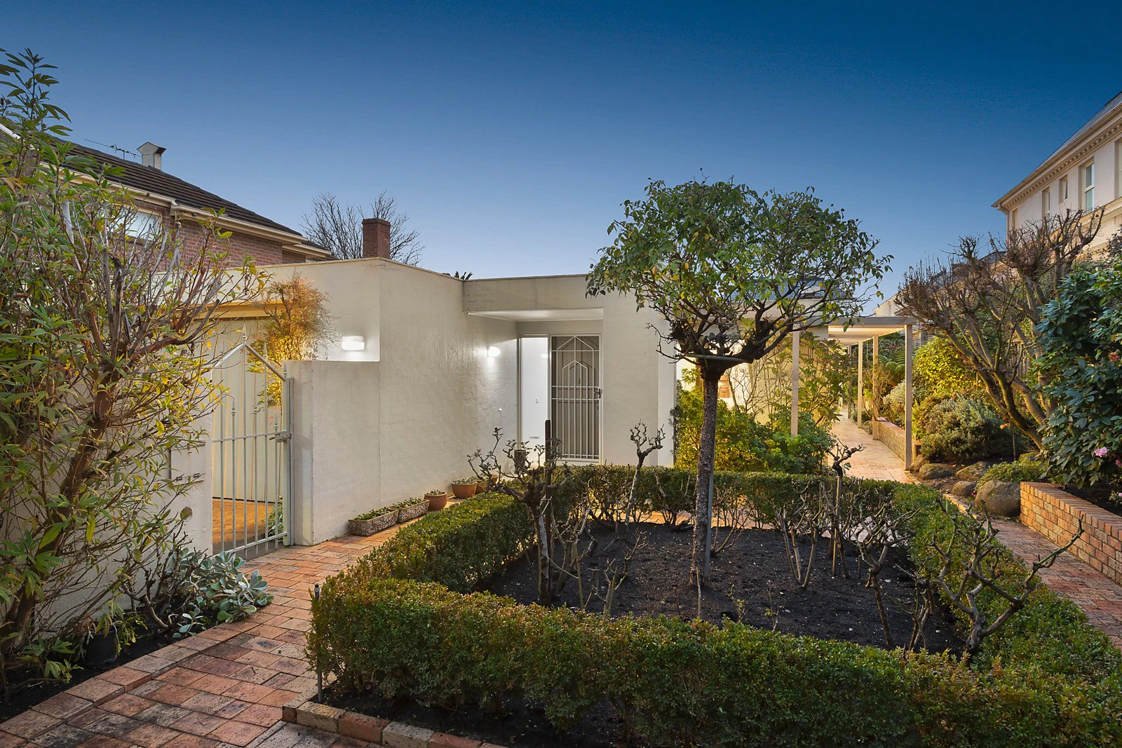 53 Alexandra Avenue, Canterbury, VIC