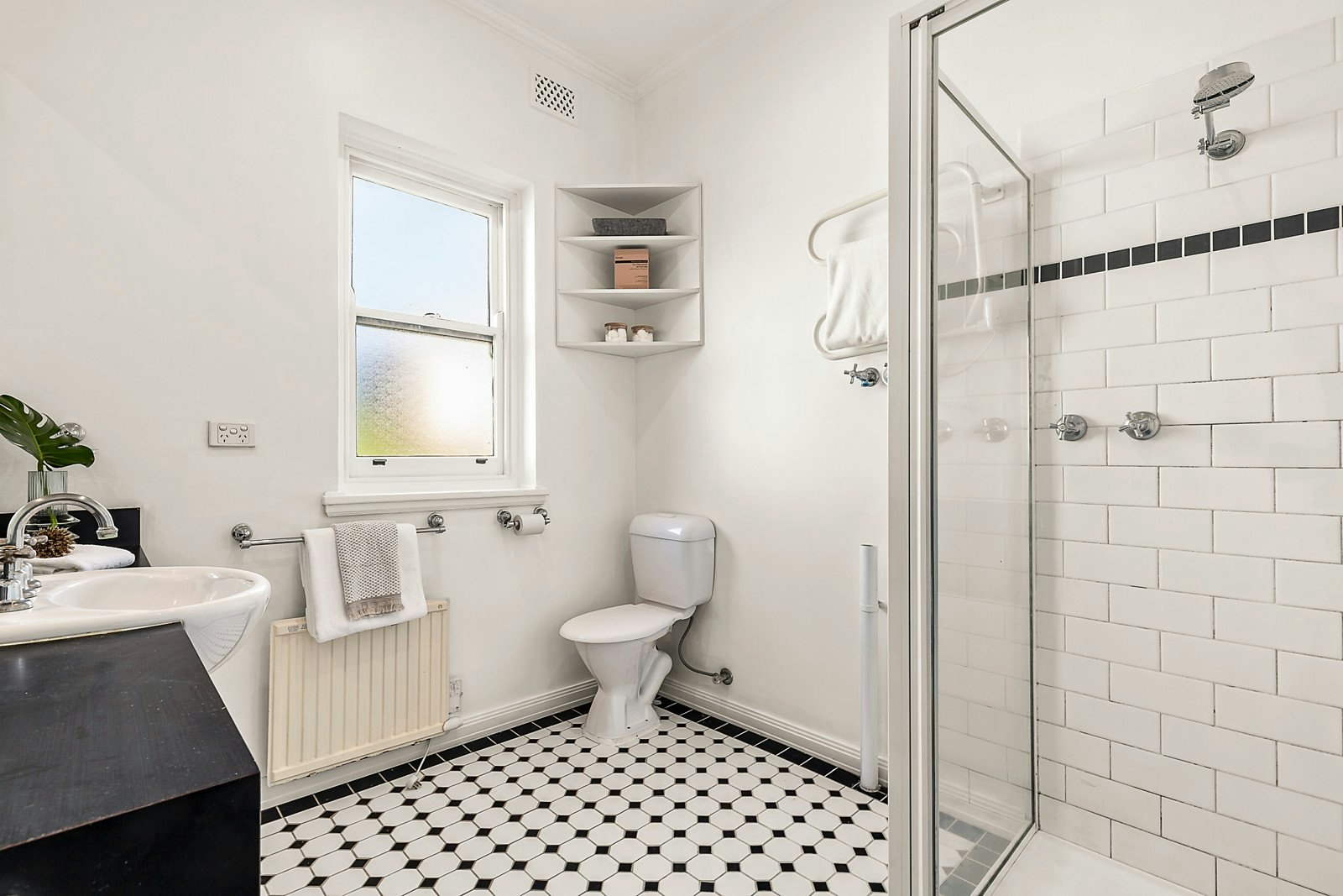 4/17 Langham Place, Hawthorn East, VIC