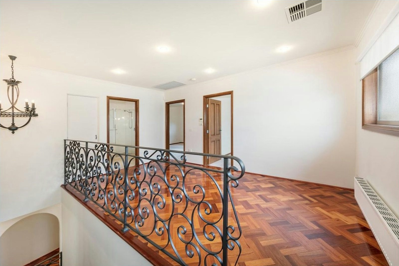 20b Robinson Street, Brighton East, VIC