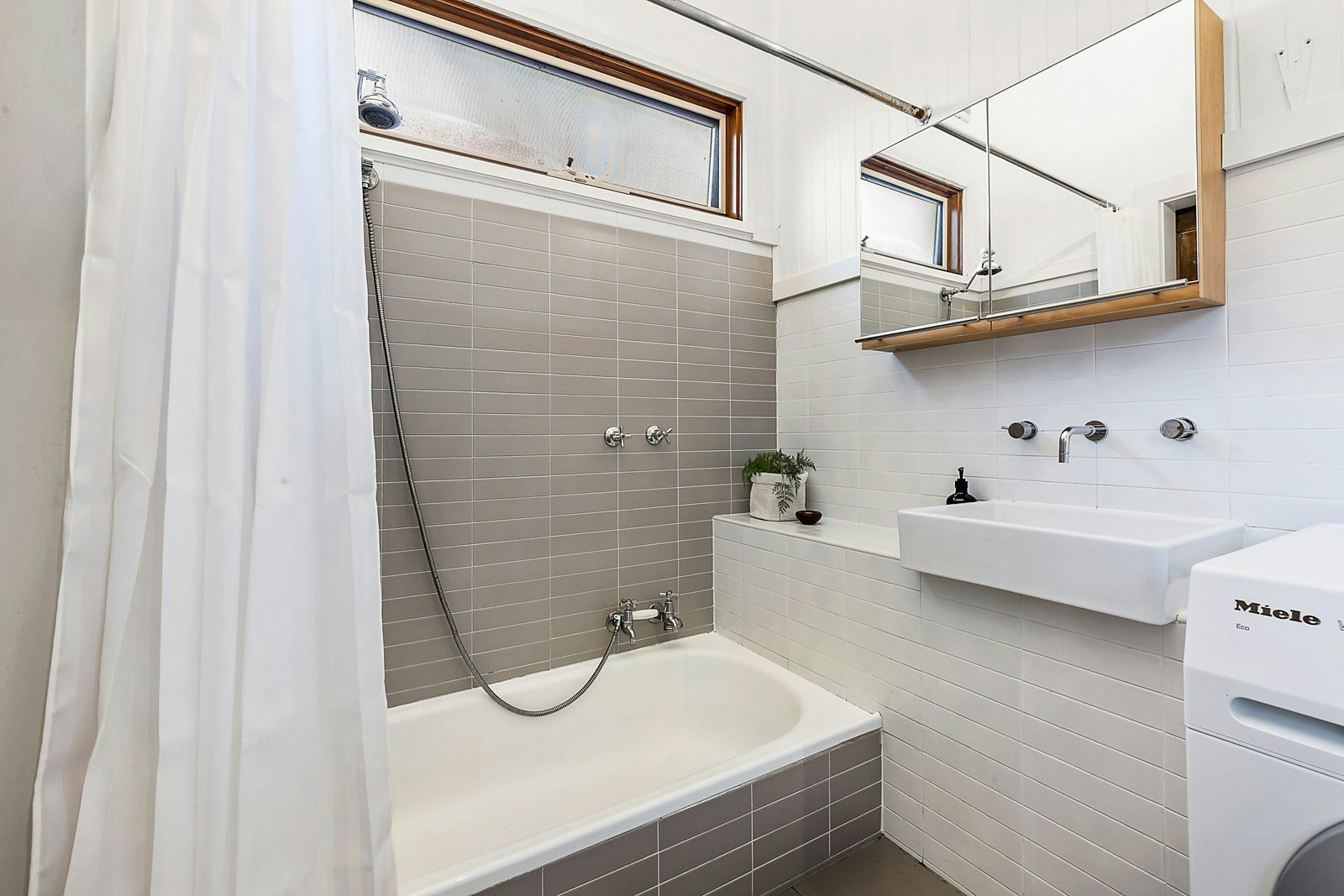 9 Manchester Street, Hawthorn, VIC