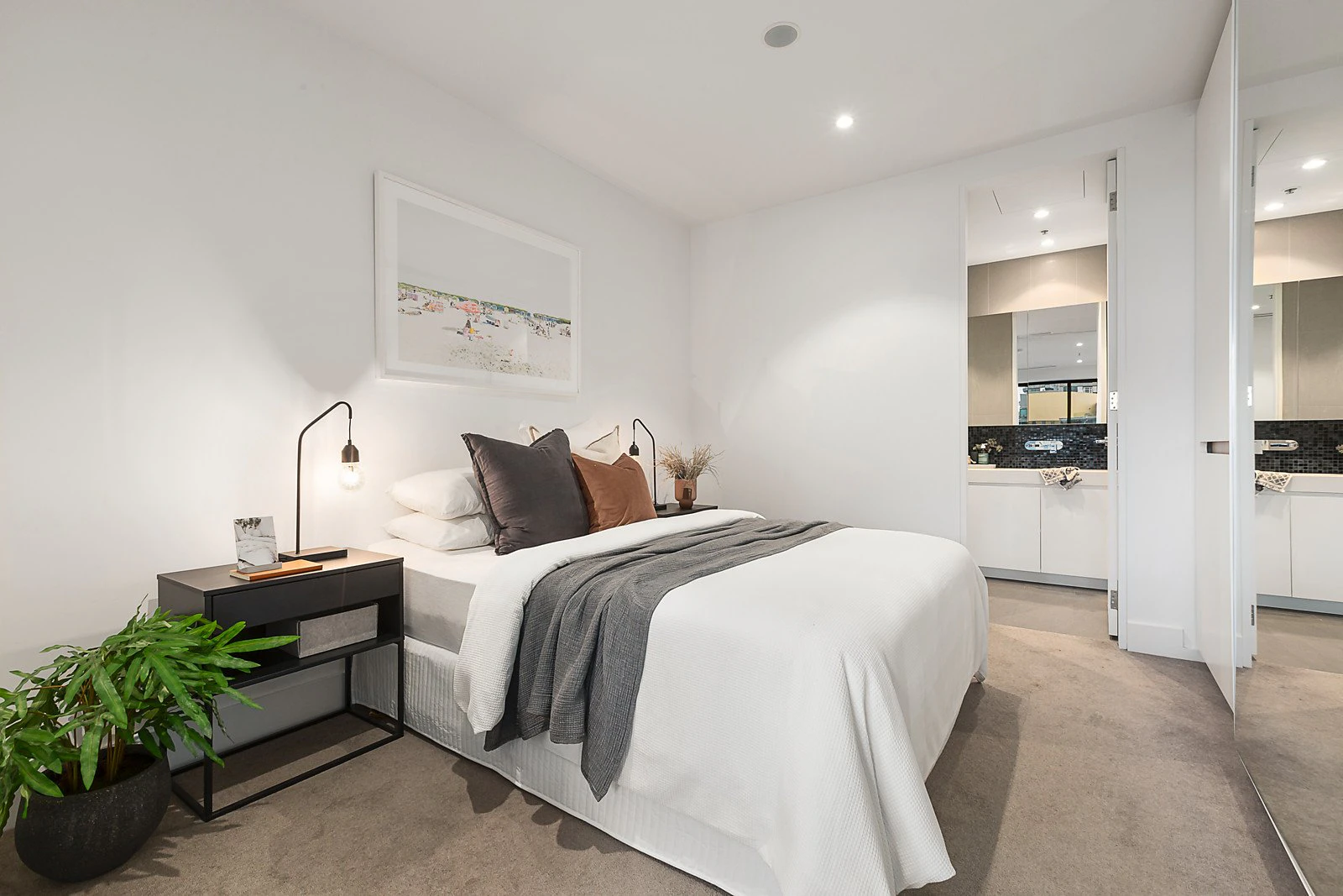 1003/14 Queens Road, Melbourne, VIC