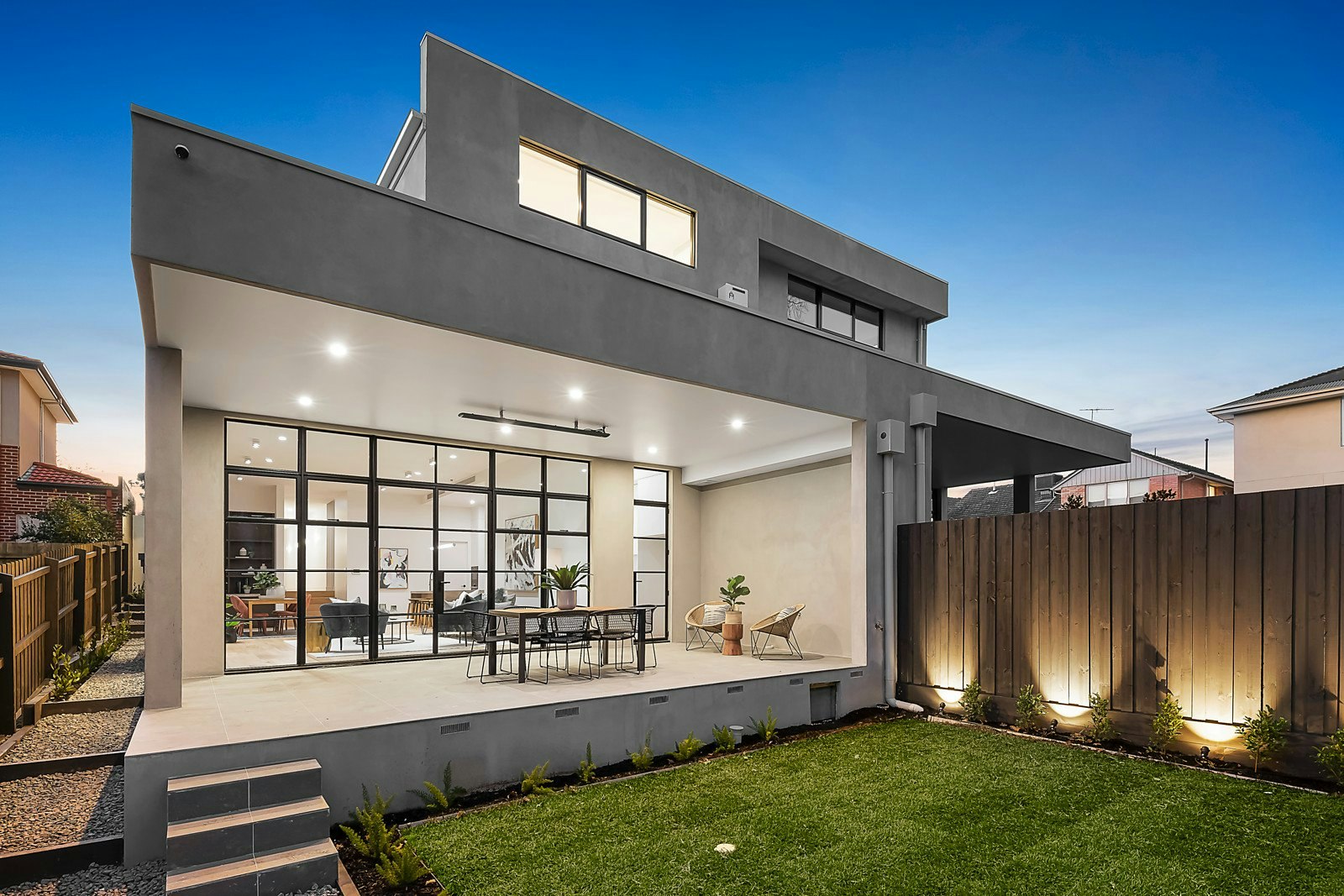 2/2 Peak Street, Malvern East, VIC