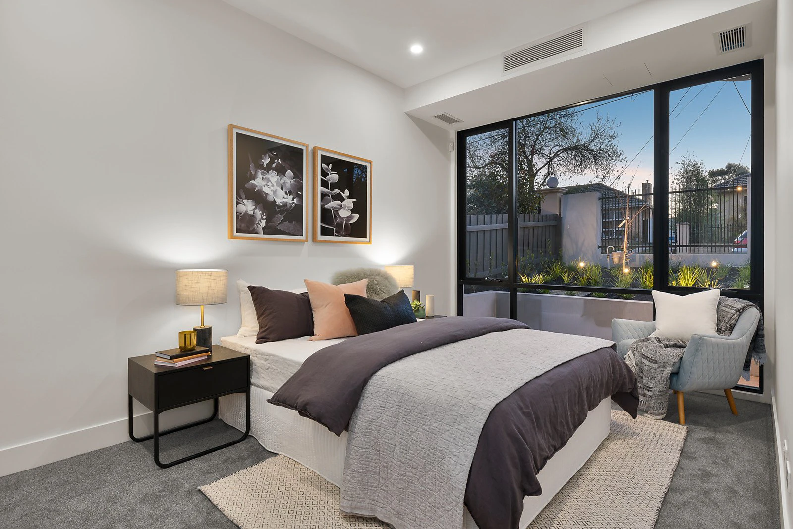 2/2 Peak Street, Malvern East, VIC