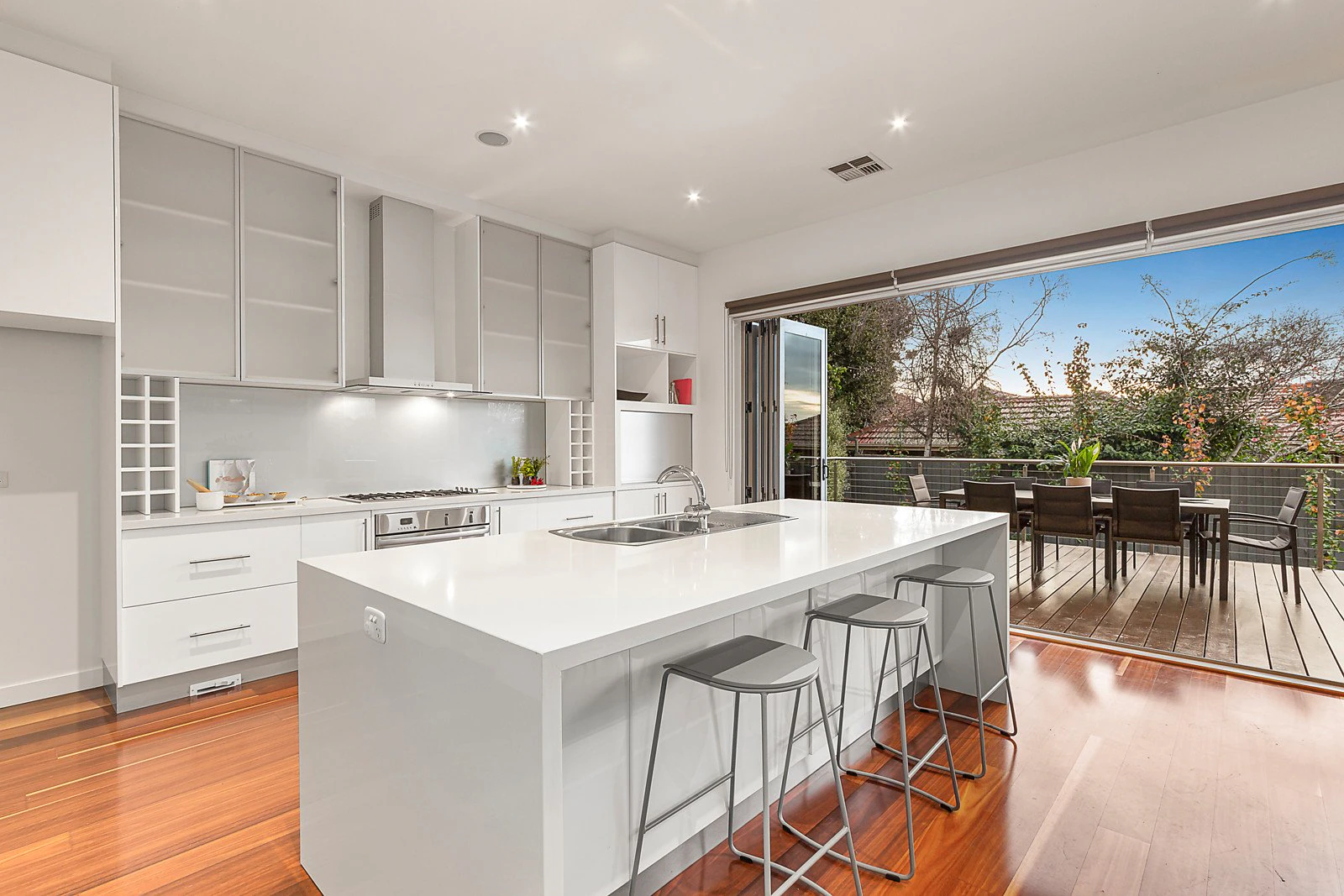 6 Mills Street, Glen Iris, VIC