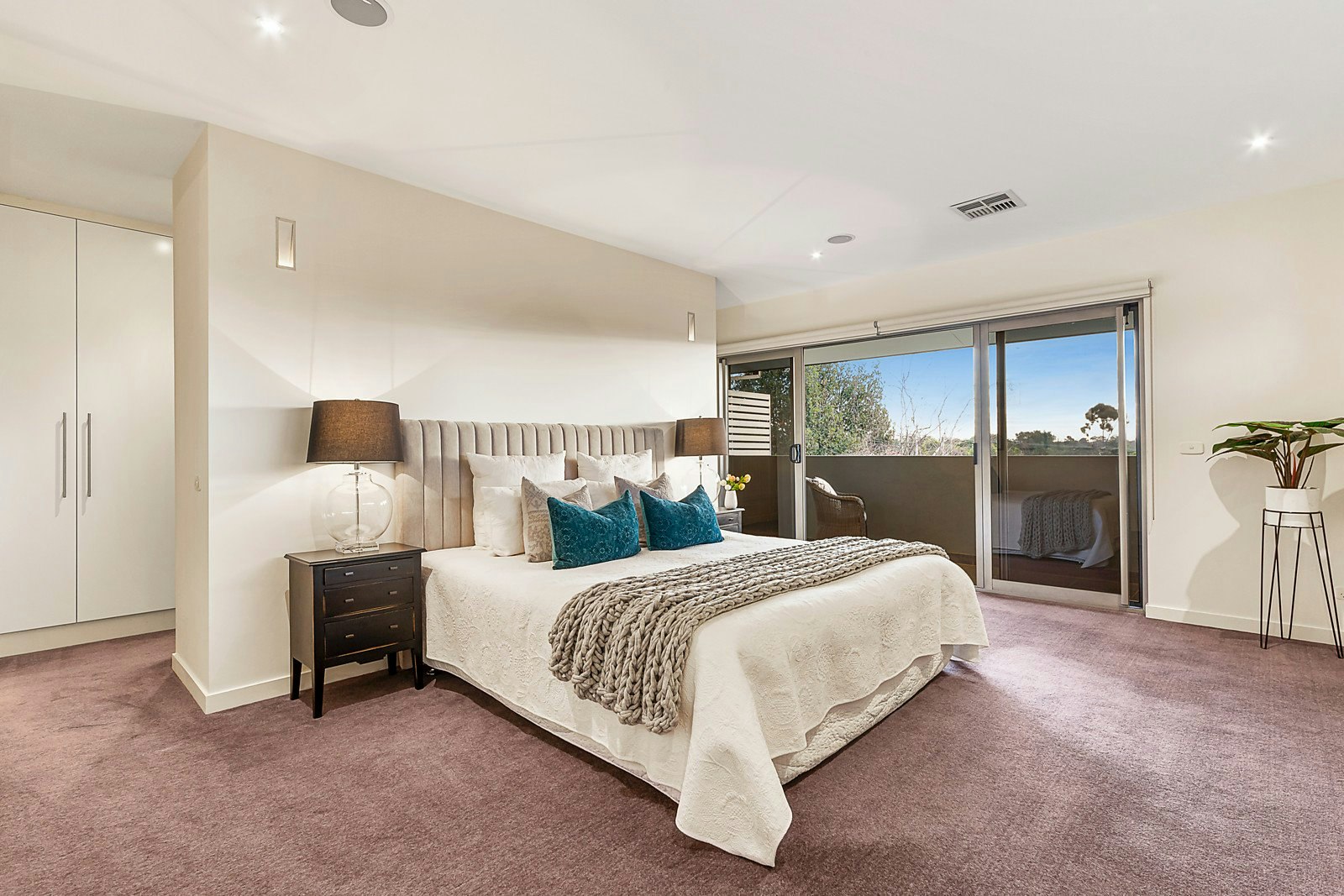 6 Mills Street, Glen Iris, VIC