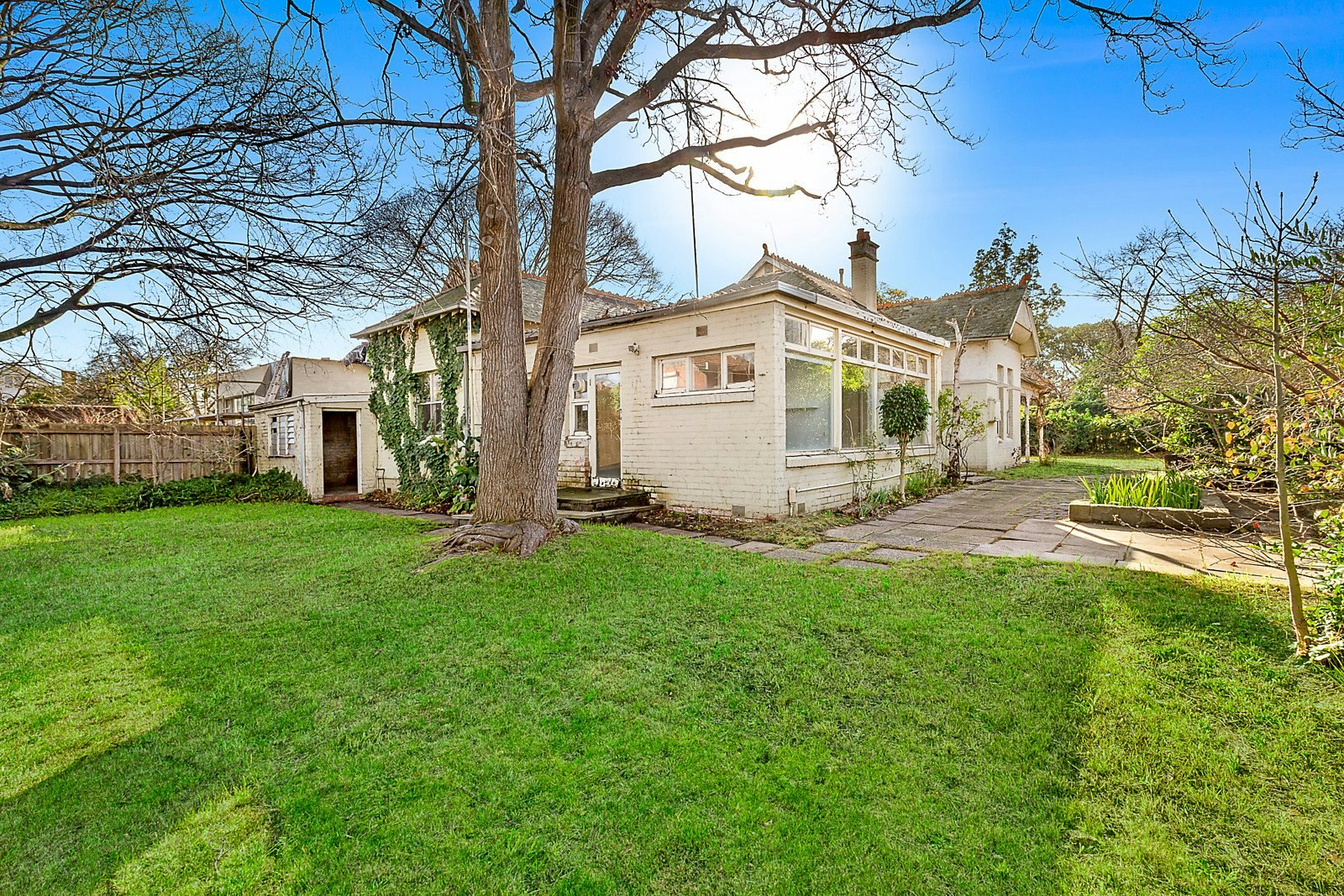 3 Mandeville Crescent, Toorak, VIC