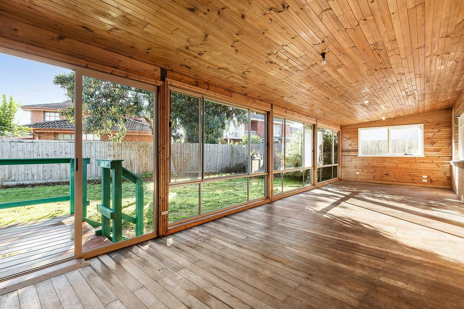 15 Hardy Court, Oakleigh South, VIC