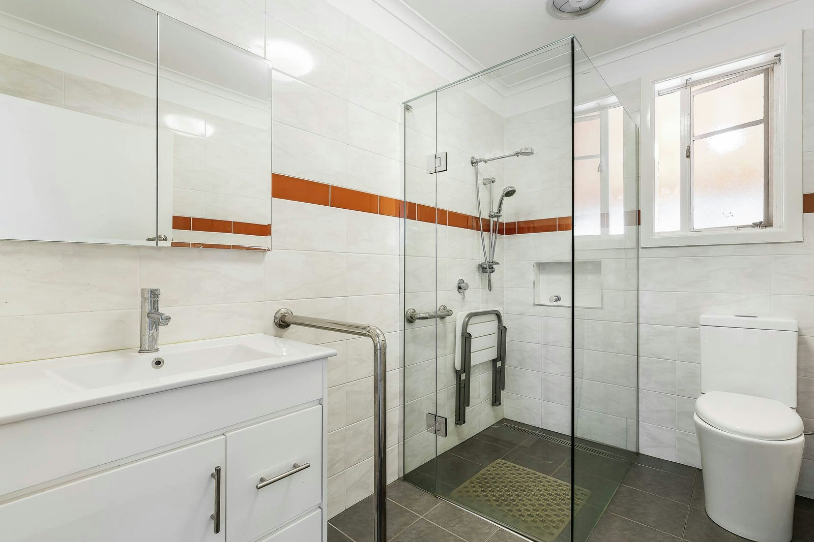 15 Hardy Court, Oakleigh South, VIC