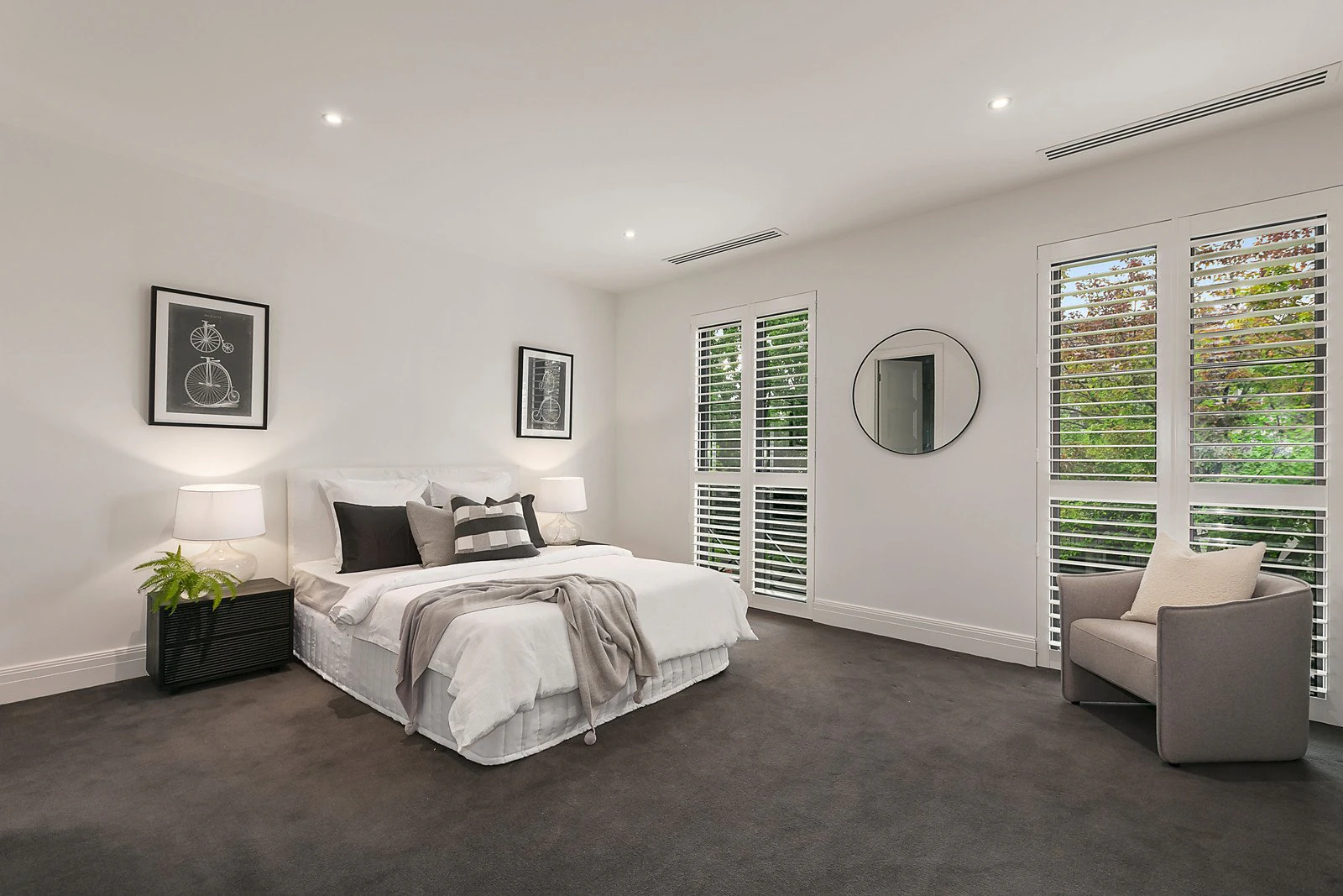 13 Tashinny Road, Toorak, VIC