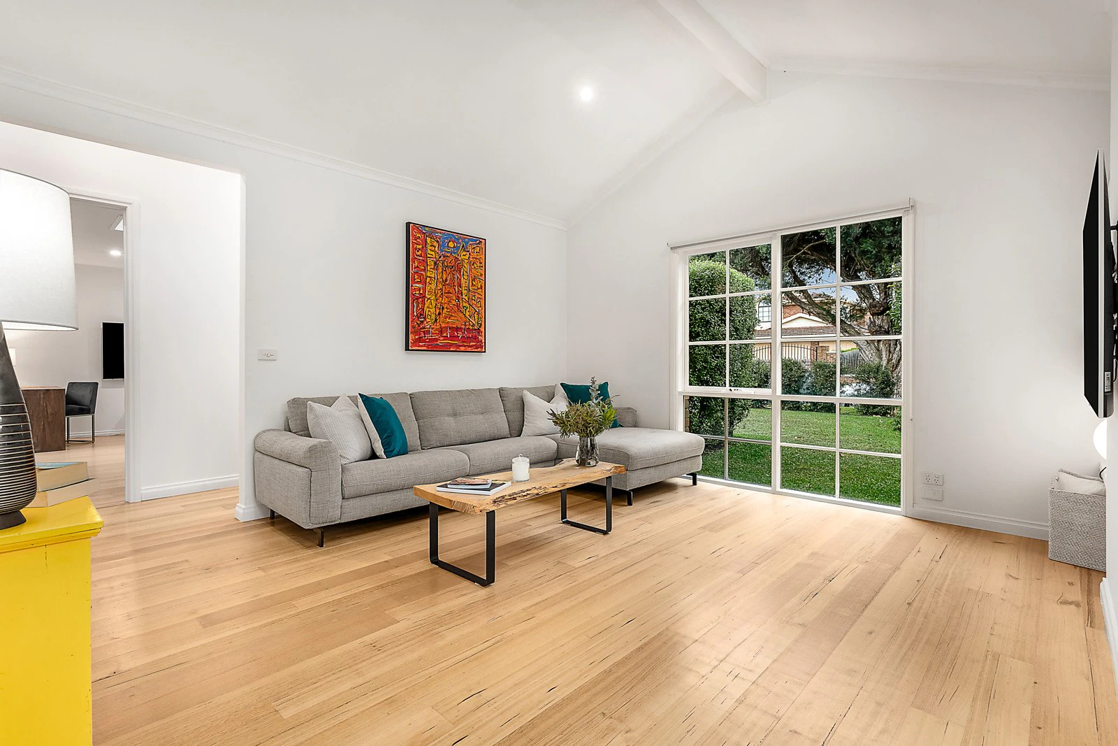 1/28 Halley Avenue, Camberwell, VIC