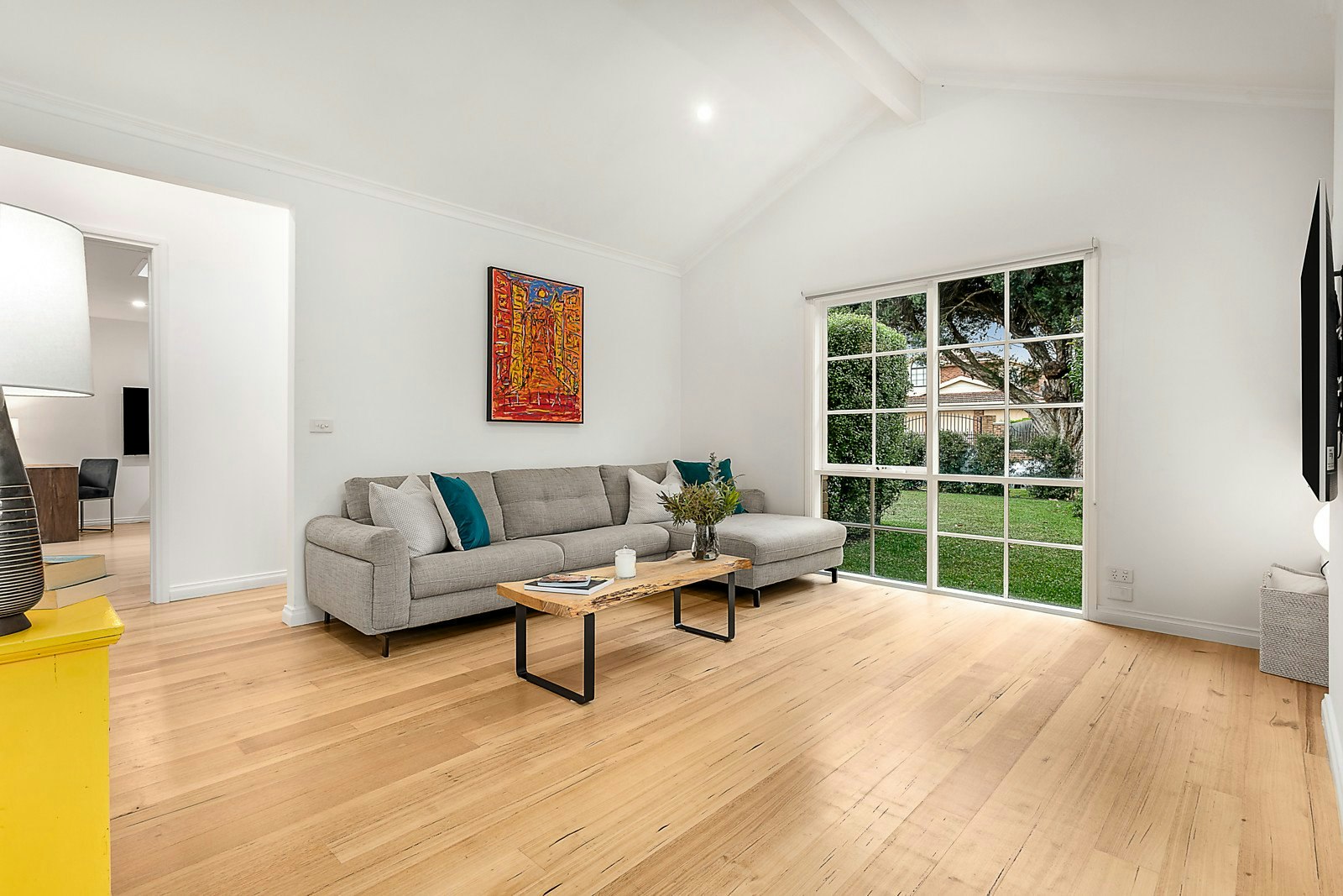 1/28 Halley Avenue, Camberwell, VIC