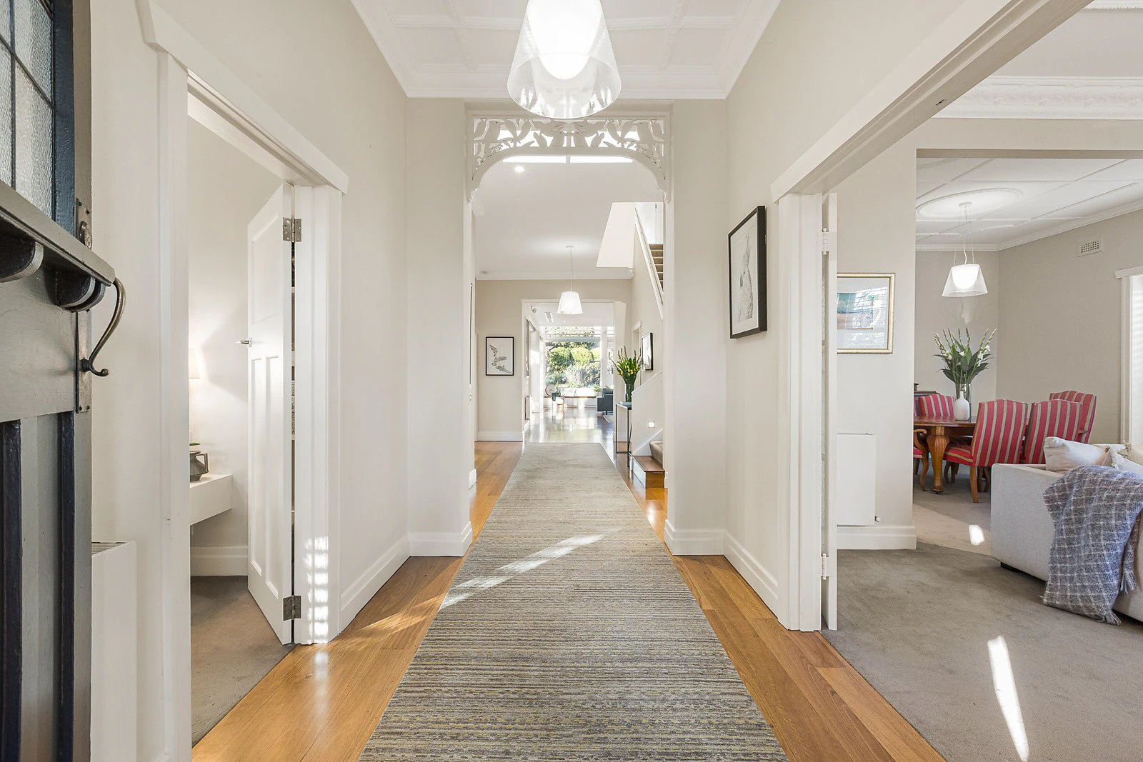 24 Scott Grove, Glen Iris, VIC