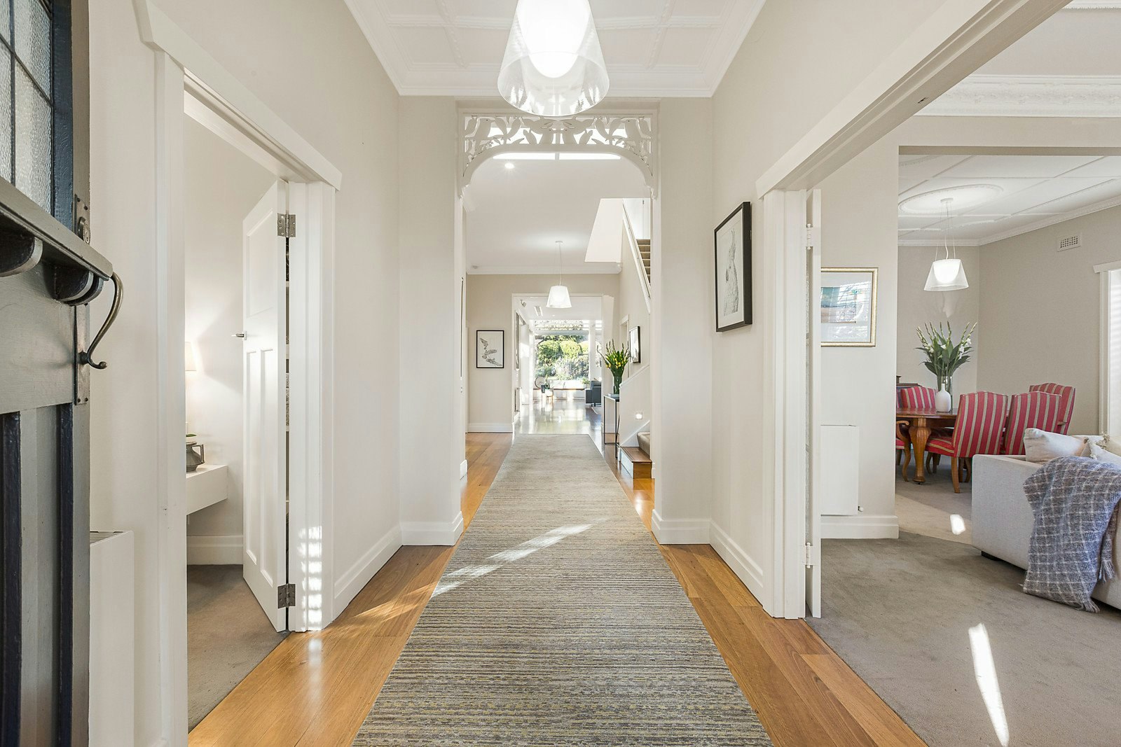 24 Scott Grove, Glen Iris, VIC