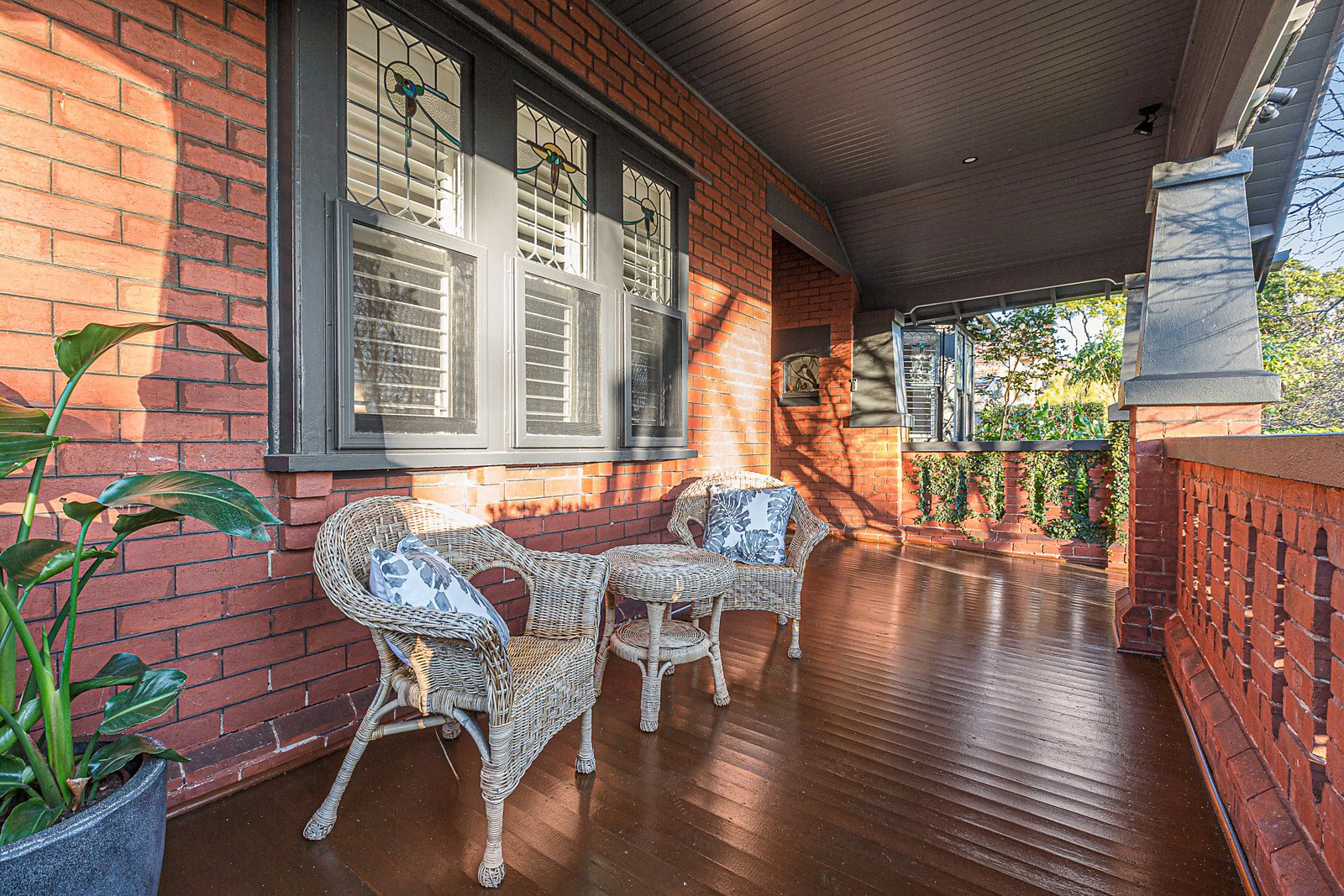 24 Scott Grove, Glen Iris, VIC