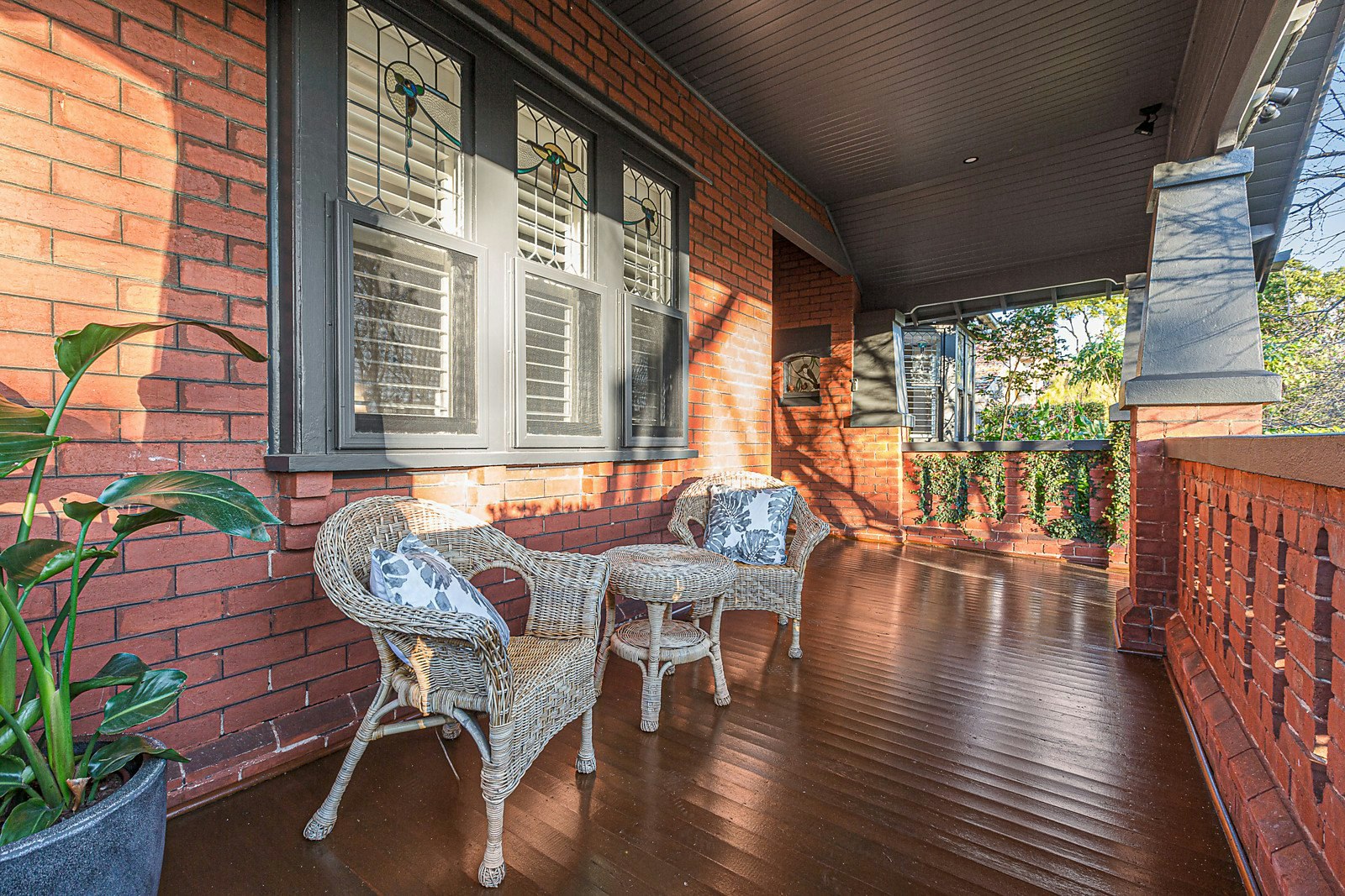 24 Scott Grove, Glen Iris, VIC