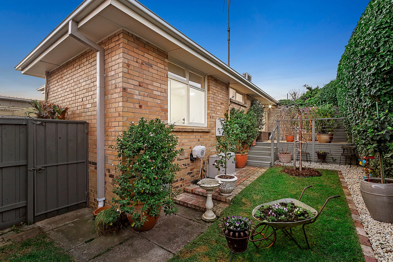 14/39-41 Holyrood Street, Hampton, VIC
