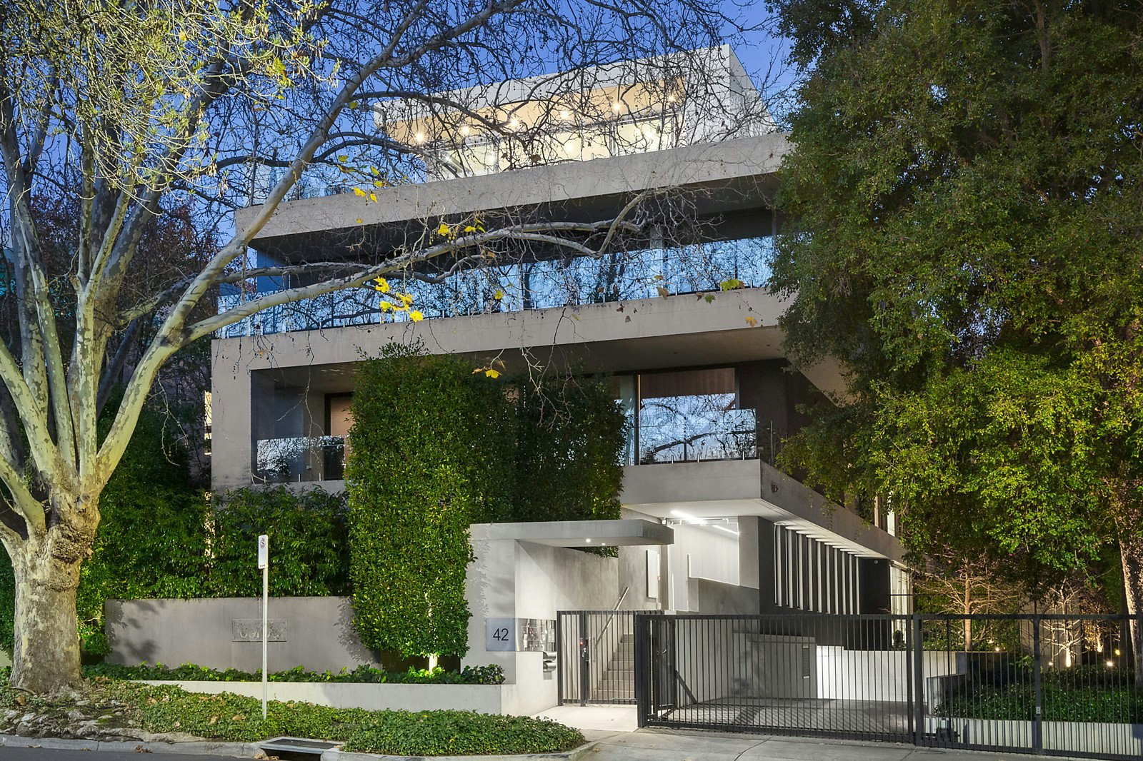 Penthouse/42 Grange Road, Toorak, VIC