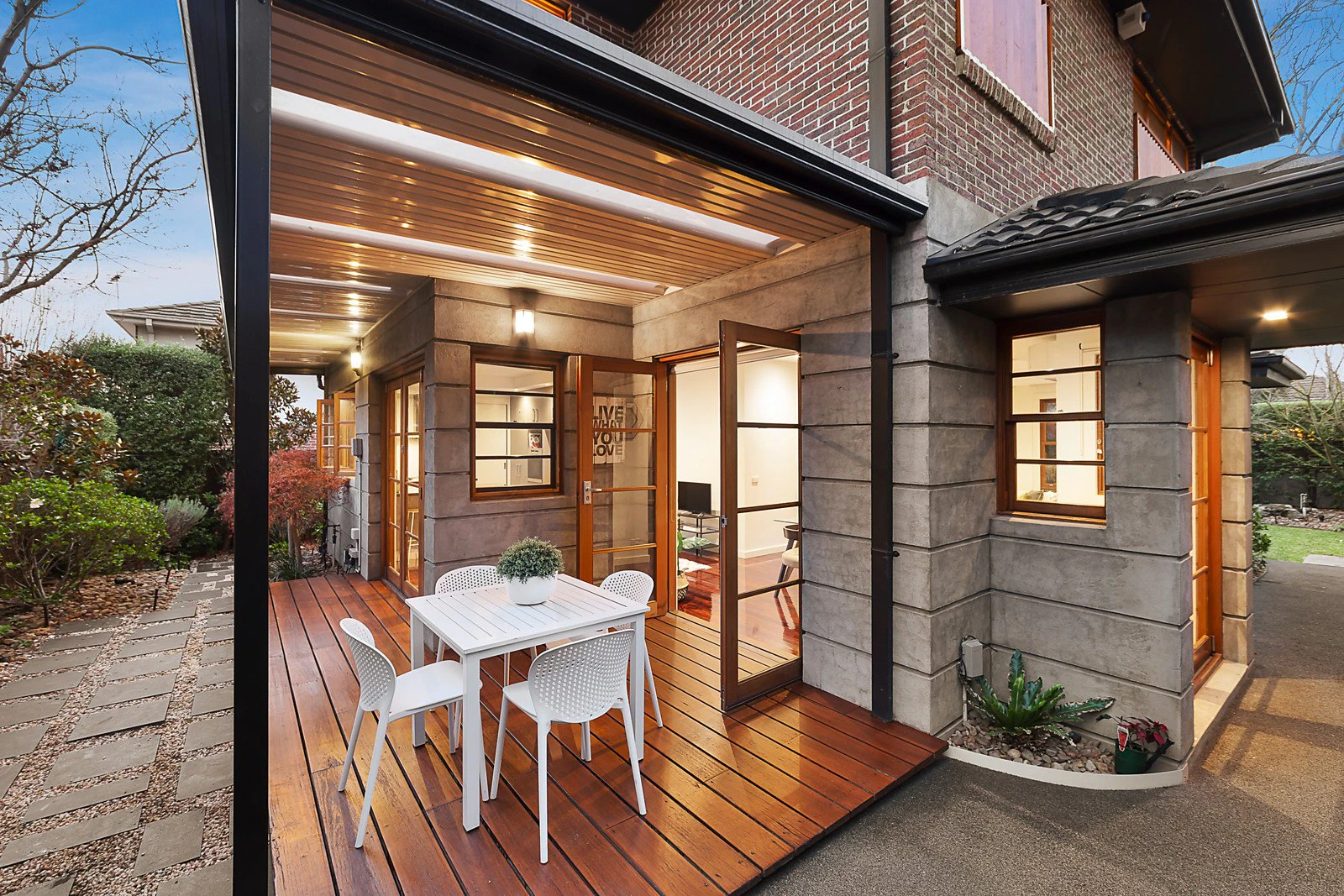 1/38 Allambee Avenue, Camberwell, VIC