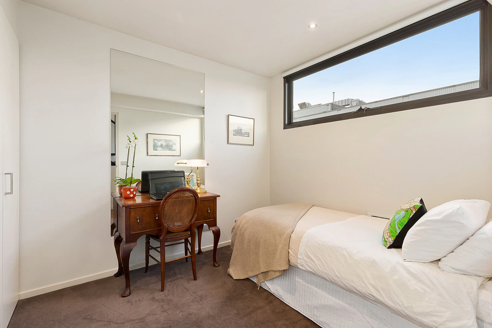24 Dow Street, South Melbourne, VIC