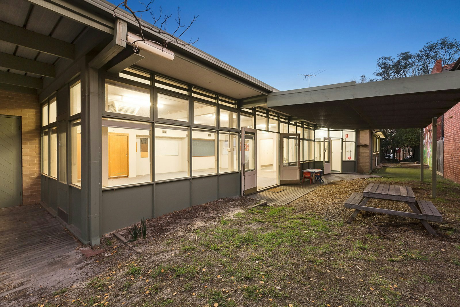 8 York Street, St Kilda West, VIC