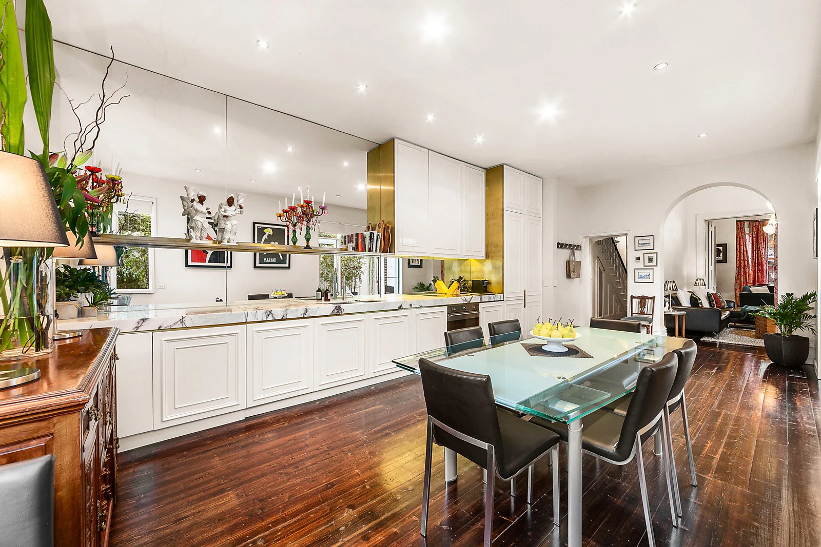 16 Mary Street, St Kilda West, VIC