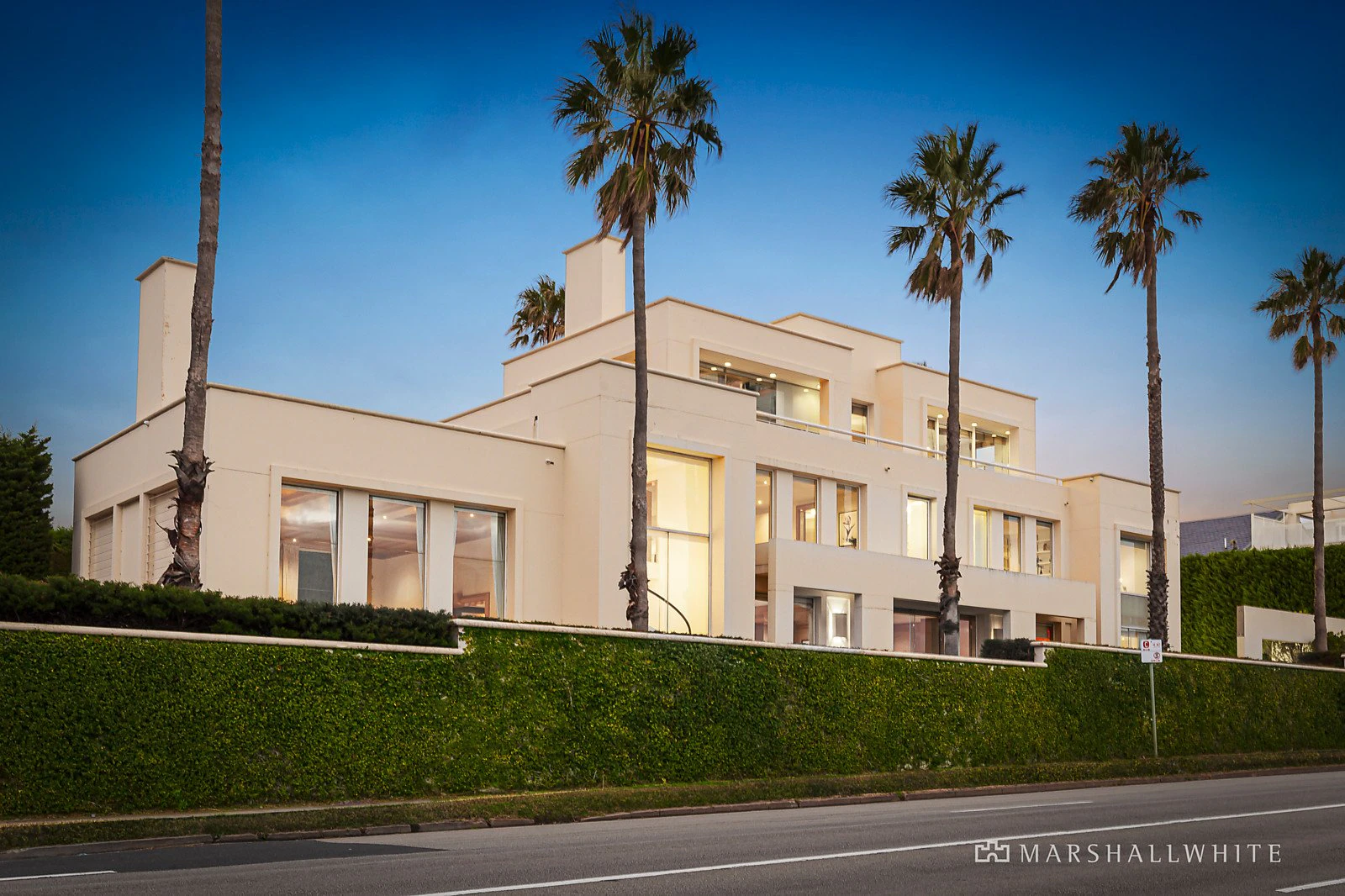 2 Kinane Street, Brighton, VIC