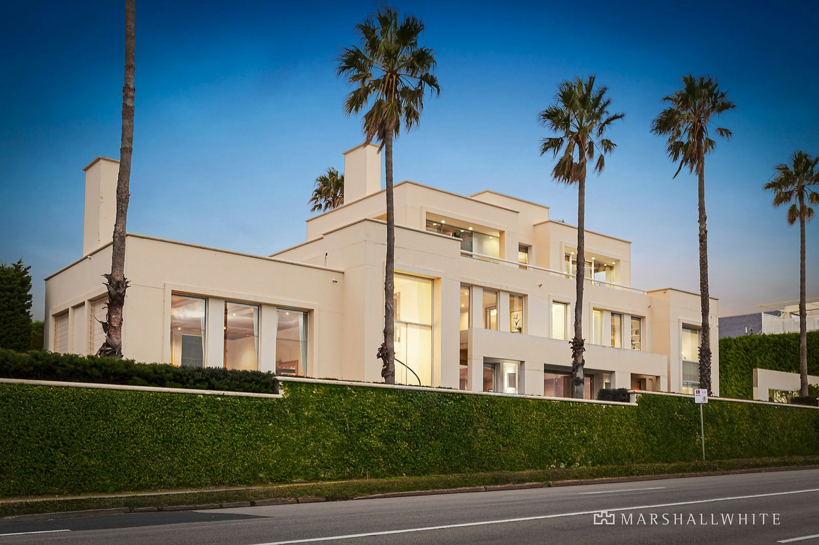 2 Kinane Street, Brighton, VIC