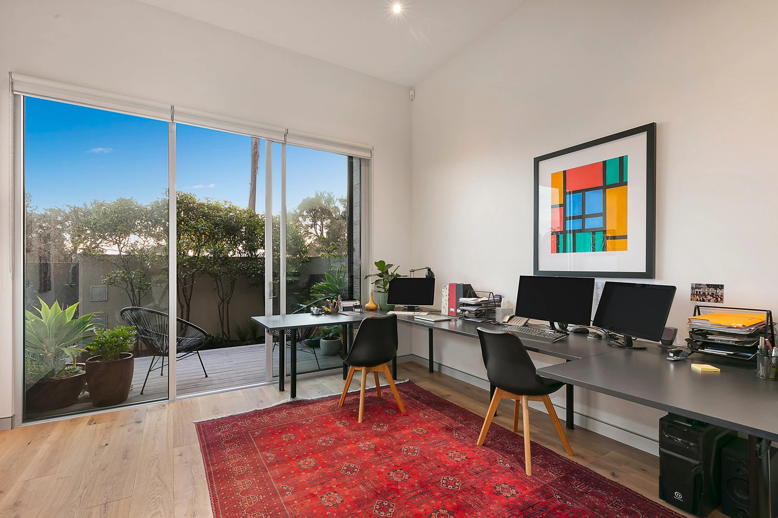 70 Beach Road, Hampton, VIC