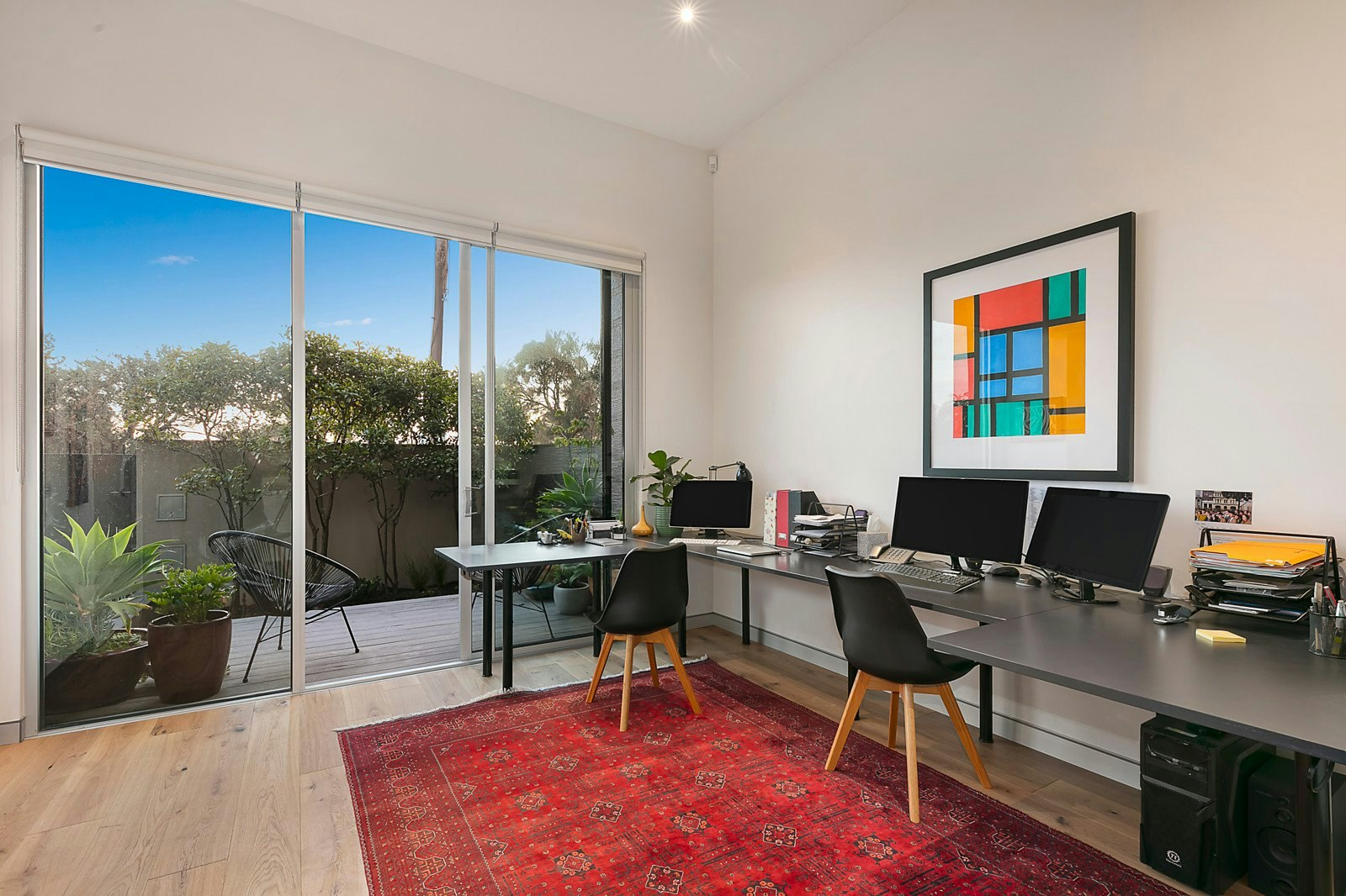 70 Beach Road, Hampton, VIC