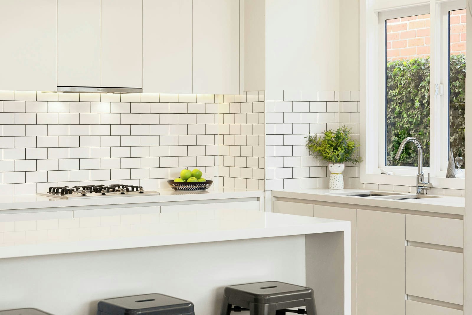 8 Johnstone Street, Malvern, VIC